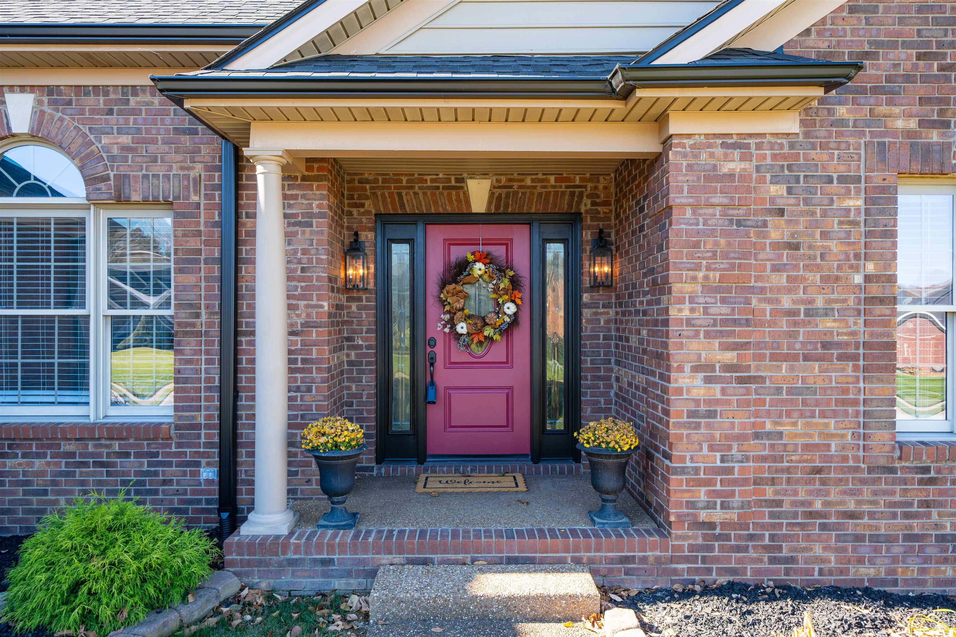 4302 Saddlebrooke Trail, Owensboro, Kentucky 42303, 3 Bedrooms Bedrooms, ,2 BathroomsBathrooms,Single Family Residence,For Sale,Saddlebrooke Trail,93575