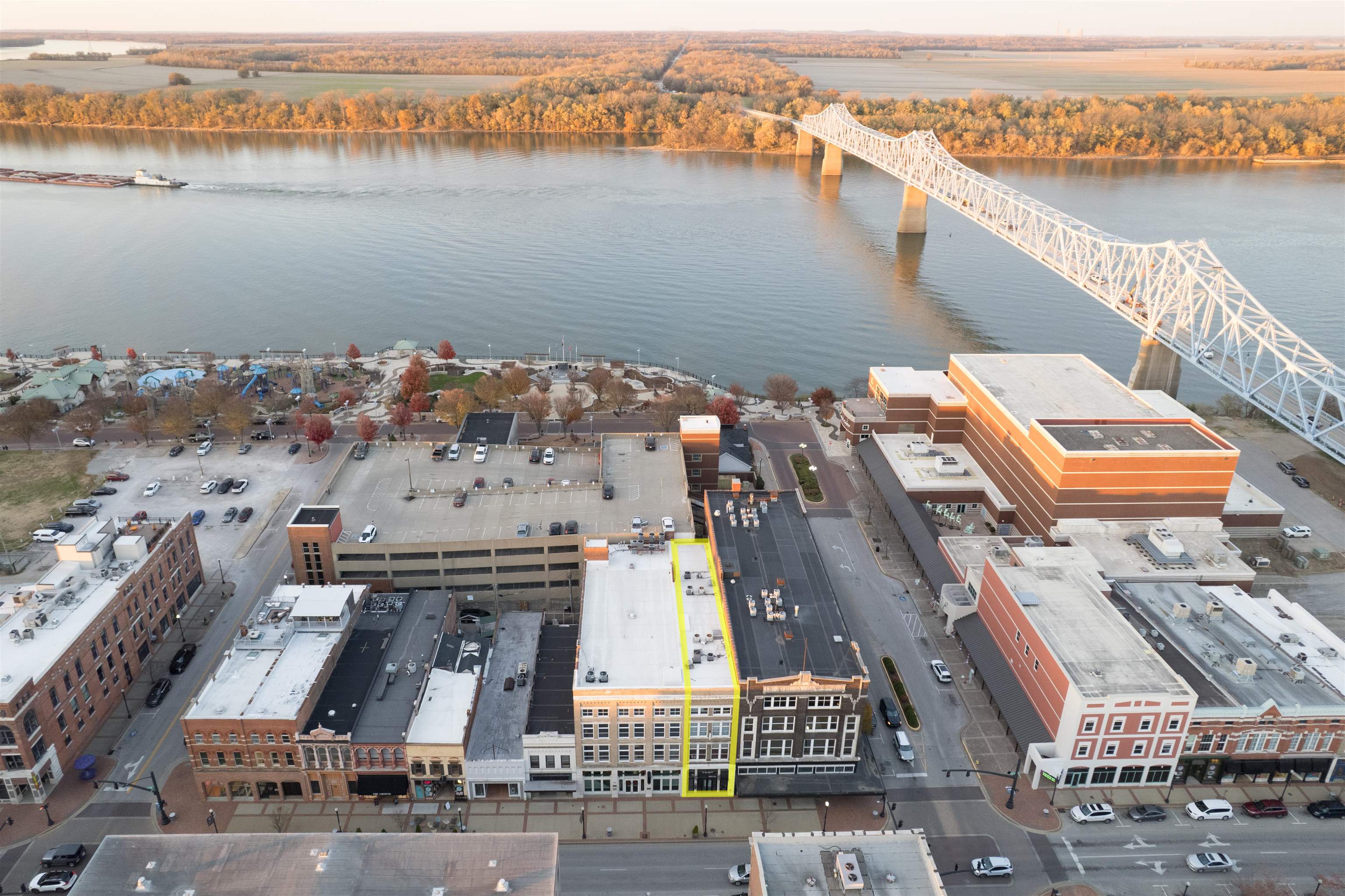 119 East 2nd Street, Owensboro, Kentucky 42303, ,Business,For Sale,East 2nd Street,93576