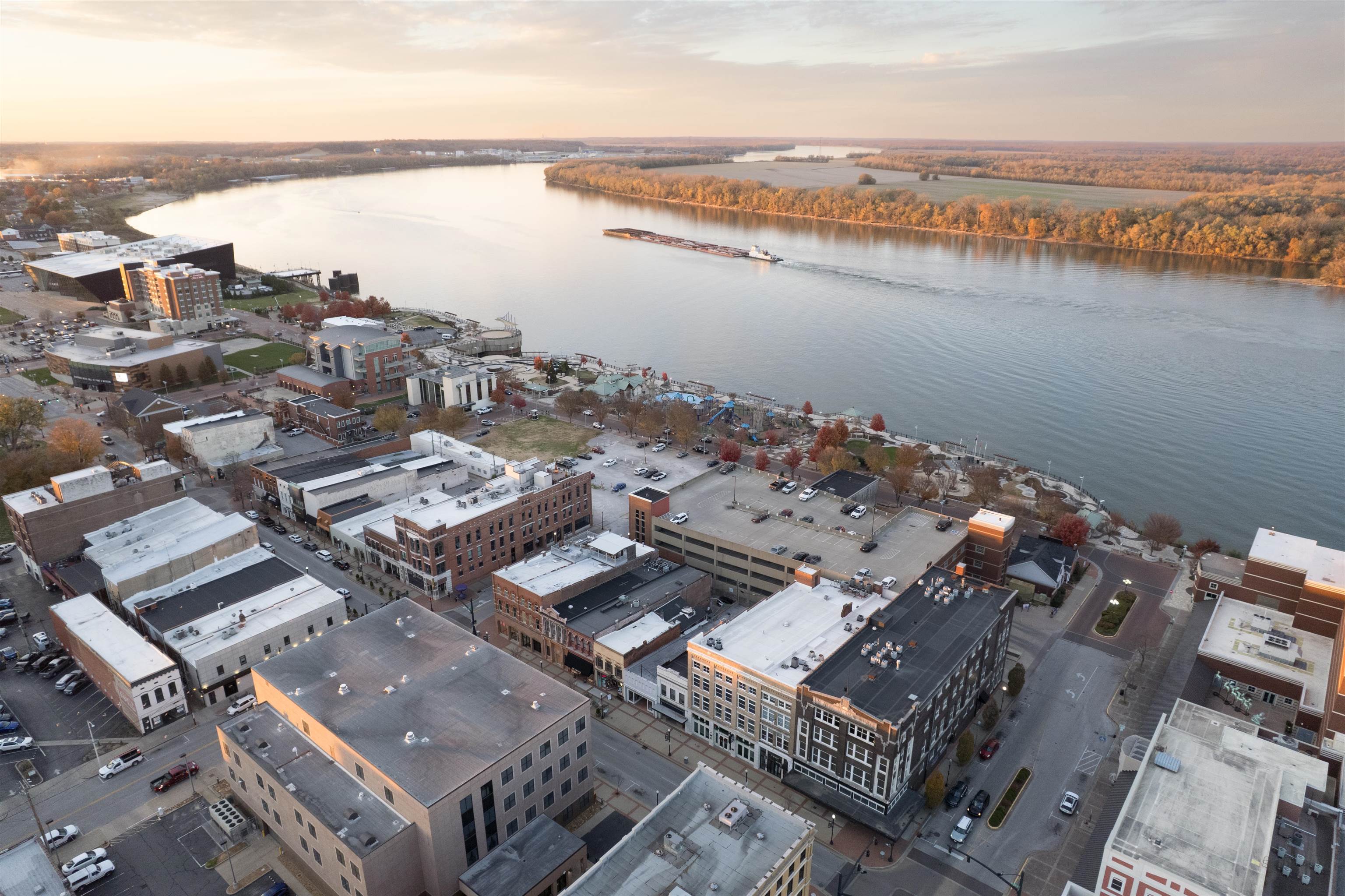 119 East 2nd Street, Owensboro, Kentucky 42303, ,Business,For Sale,East 2nd Street,93576