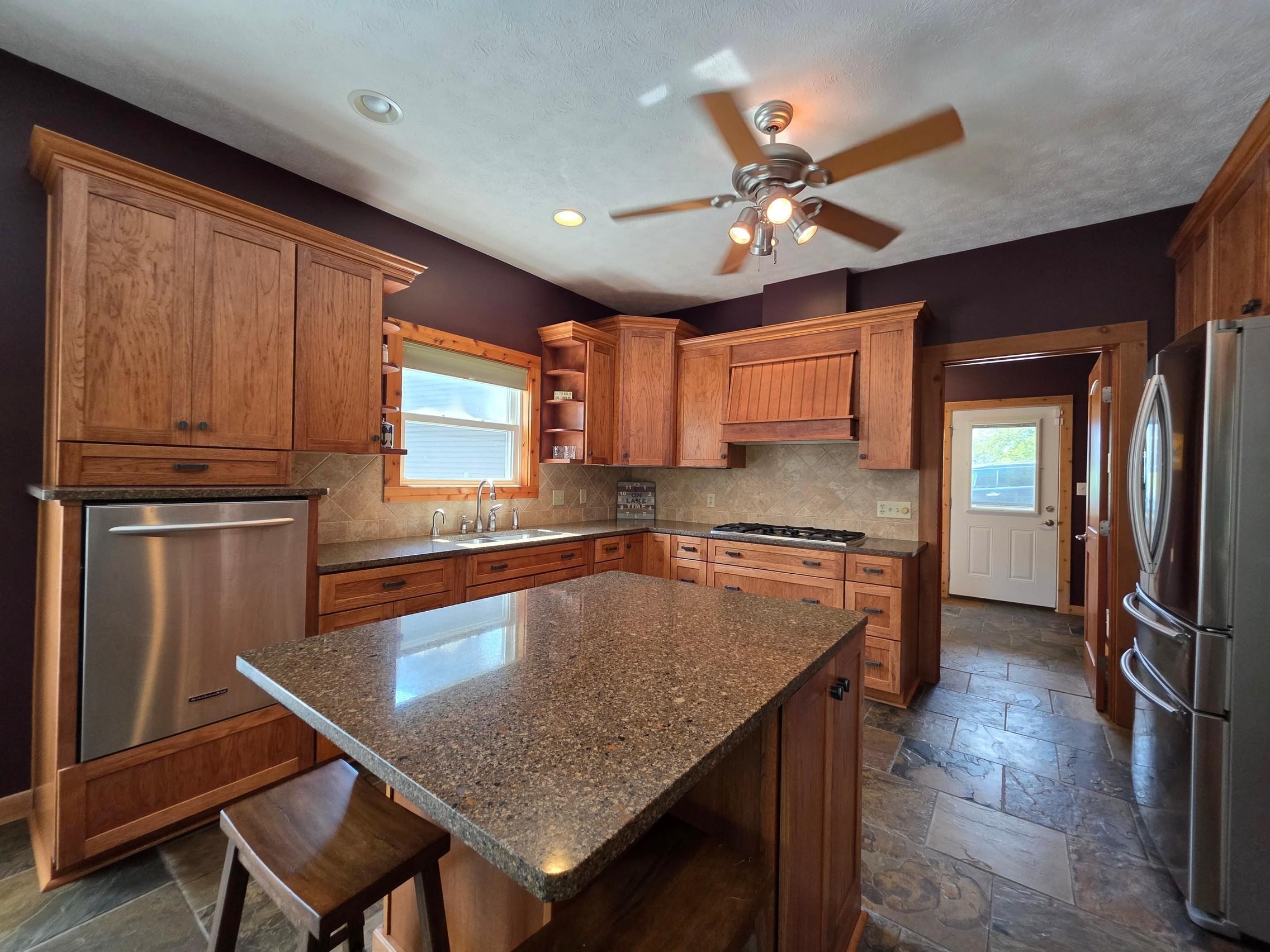 193 Meadowview Lane, Hardinsburg, Kentucky 40143, 3 Bedrooms Bedrooms, ,3 BathroomsBathrooms,Single Family Residence,For Sale,Meadowview Lane,93579