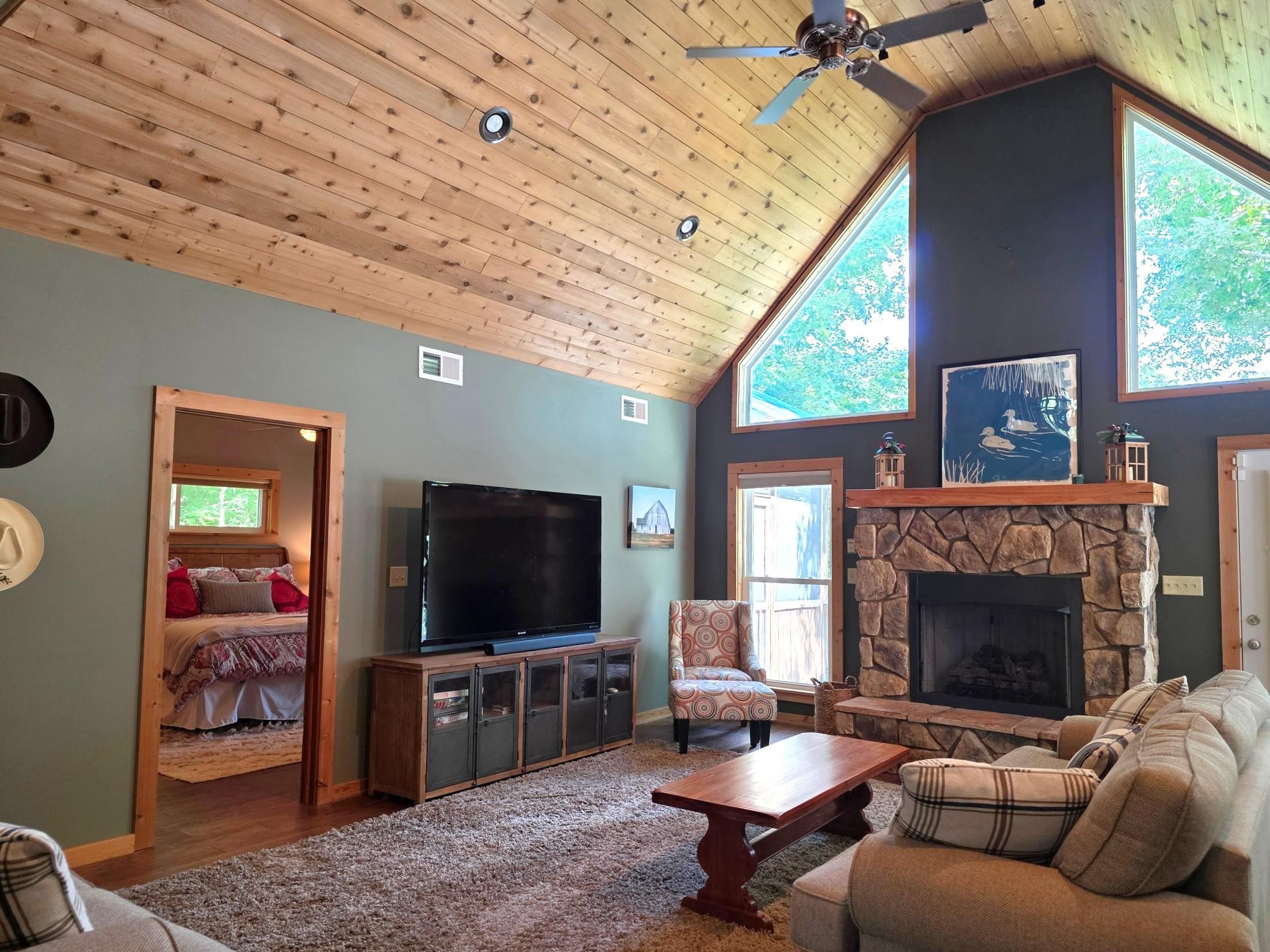 193 Meadowview Lane, Hardinsburg, Kentucky 40143, 3 Bedrooms Bedrooms, ,3 BathroomsBathrooms,Single Family Residence,For Sale,Meadowview Lane,93579