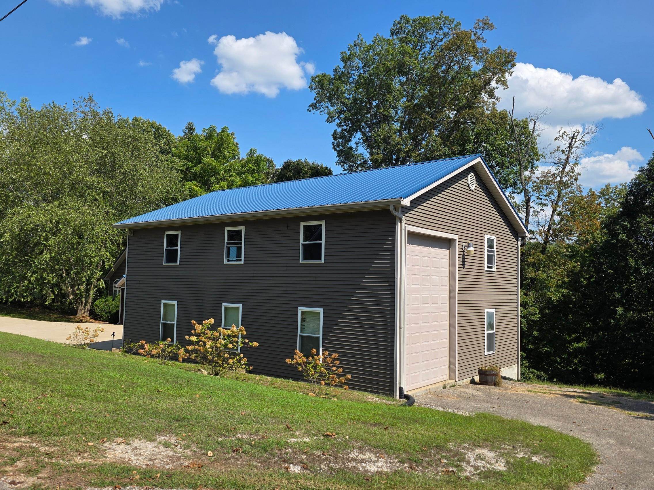 193 Meadowview Lane, Hardinsburg, Kentucky 40143, 3 Bedrooms Bedrooms, ,3 BathroomsBathrooms,Single Family Residence,For Sale,Meadowview Lane,93579