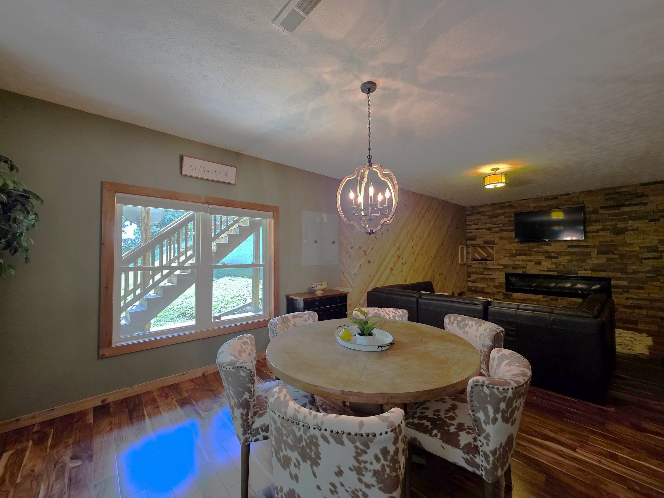 193 Meadowview Lane, Hardinsburg, Kentucky 40143, 3 Bedrooms Bedrooms, ,3 BathroomsBathrooms,Single Family Residence,For Sale,Meadowview Lane,93579