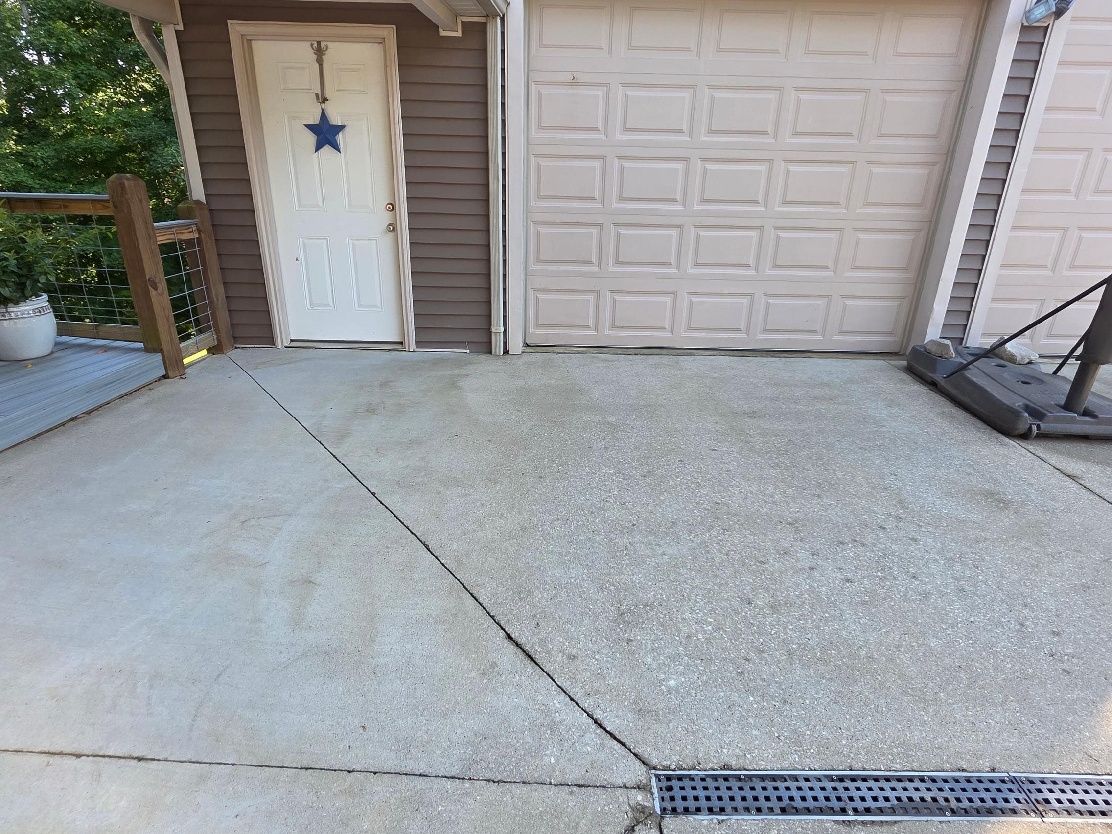 193 Meadowview Lane, Hardinsburg, Kentucky 40143, 3 Bedrooms Bedrooms, ,3 BathroomsBathrooms,Single Family Residence,For Sale,Meadowview Lane,93579