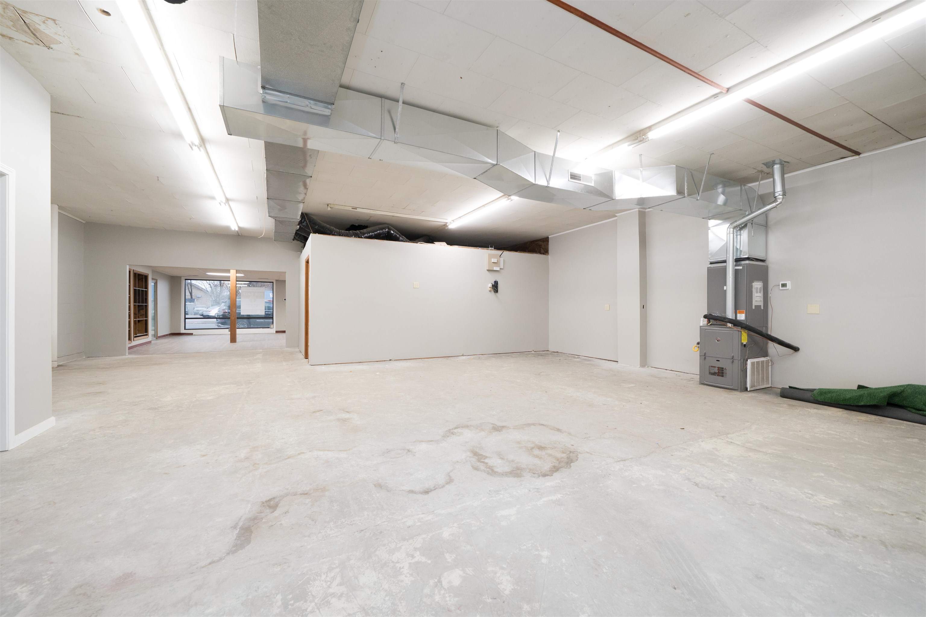 2106 Triplett St, Owensboro, Kentucky 42303, ,Retail,For Sale,Triplett St,93580