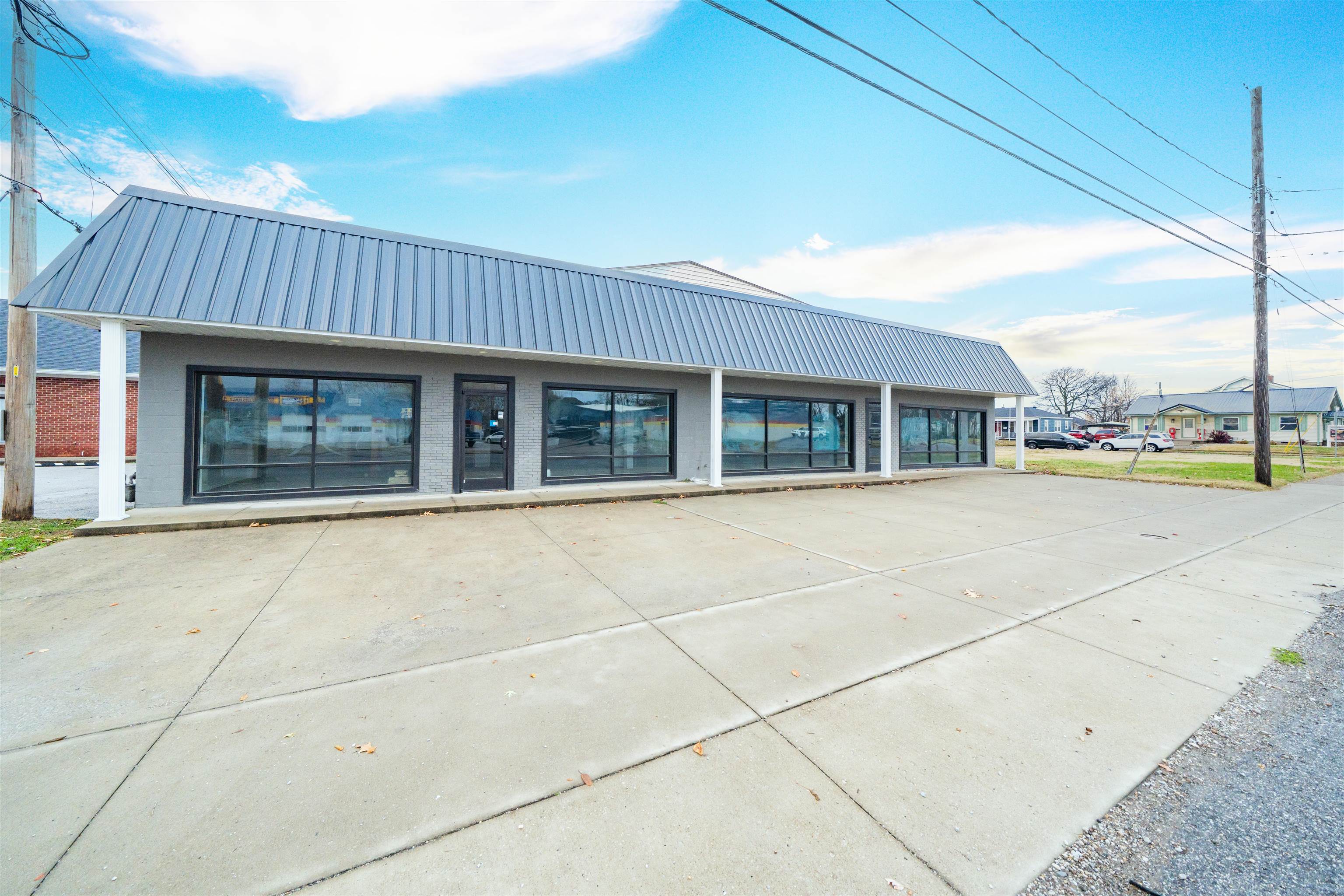 2106 Triplett St, Owensboro, Kentucky 42303, ,Retail,For Sale,Triplett St,93580