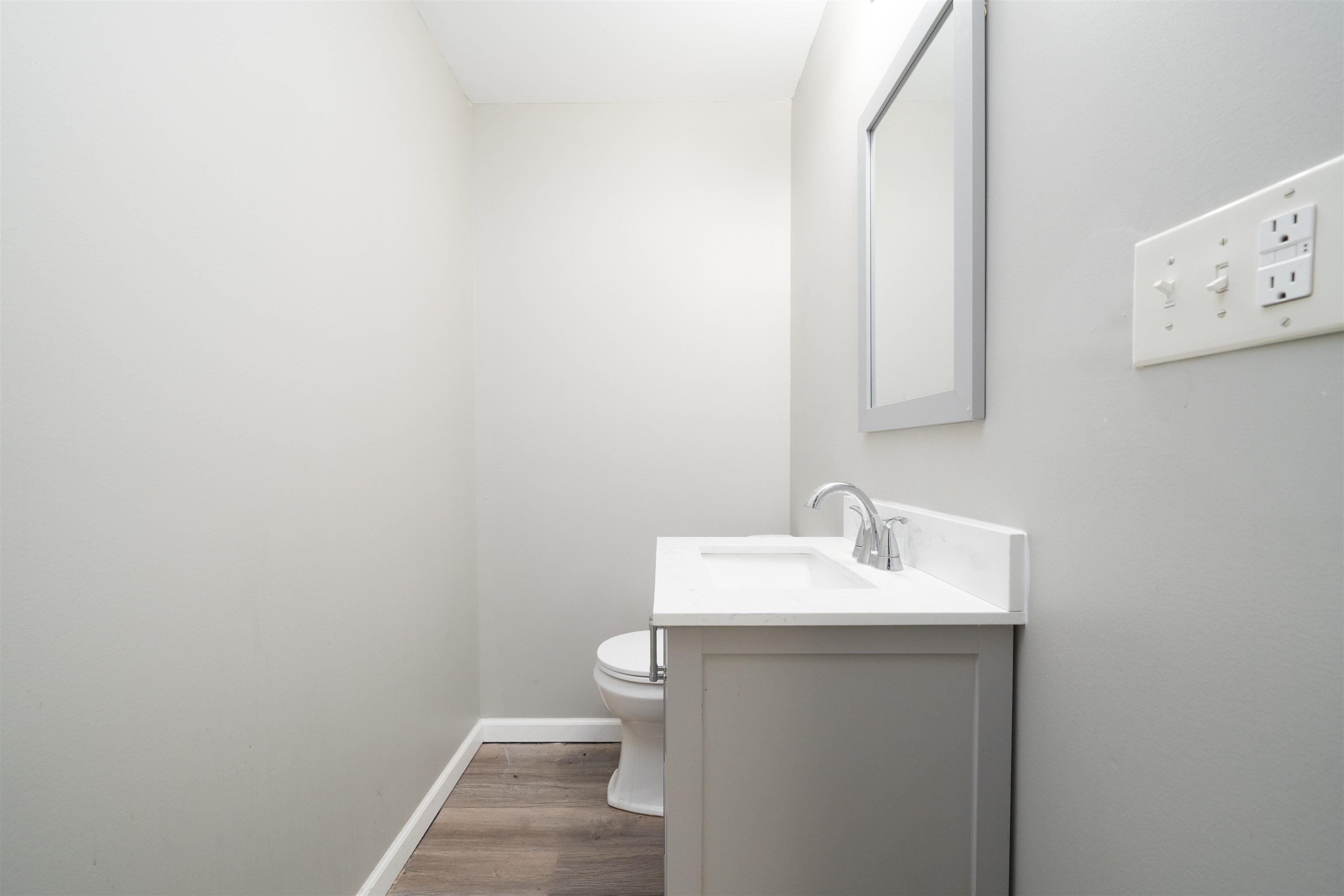 2106 Triplett St, Owensboro, Kentucky 42303, ,Retail,For Sale,Triplett St,93580