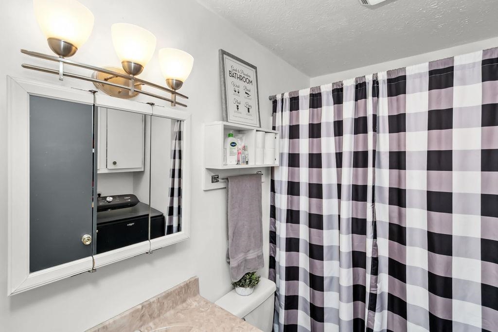 2807 Wayside Drive West, Owensboro, Kentucky 42301, 4 Bedrooms Bedrooms, ,1 BathroomBathrooms,Single Family Residence,For Sale,Wayside Drive West,93582