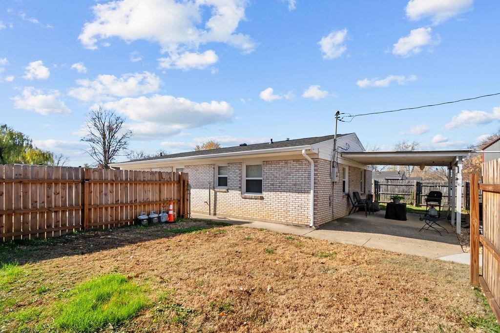 2807 Wayside Drive West, Owensboro, Kentucky 42301, 4 Bedrooms Bedrooms, ,1 BathroomBathrooms,Single Family Residence,For Sale,Wayside Drive West,93582