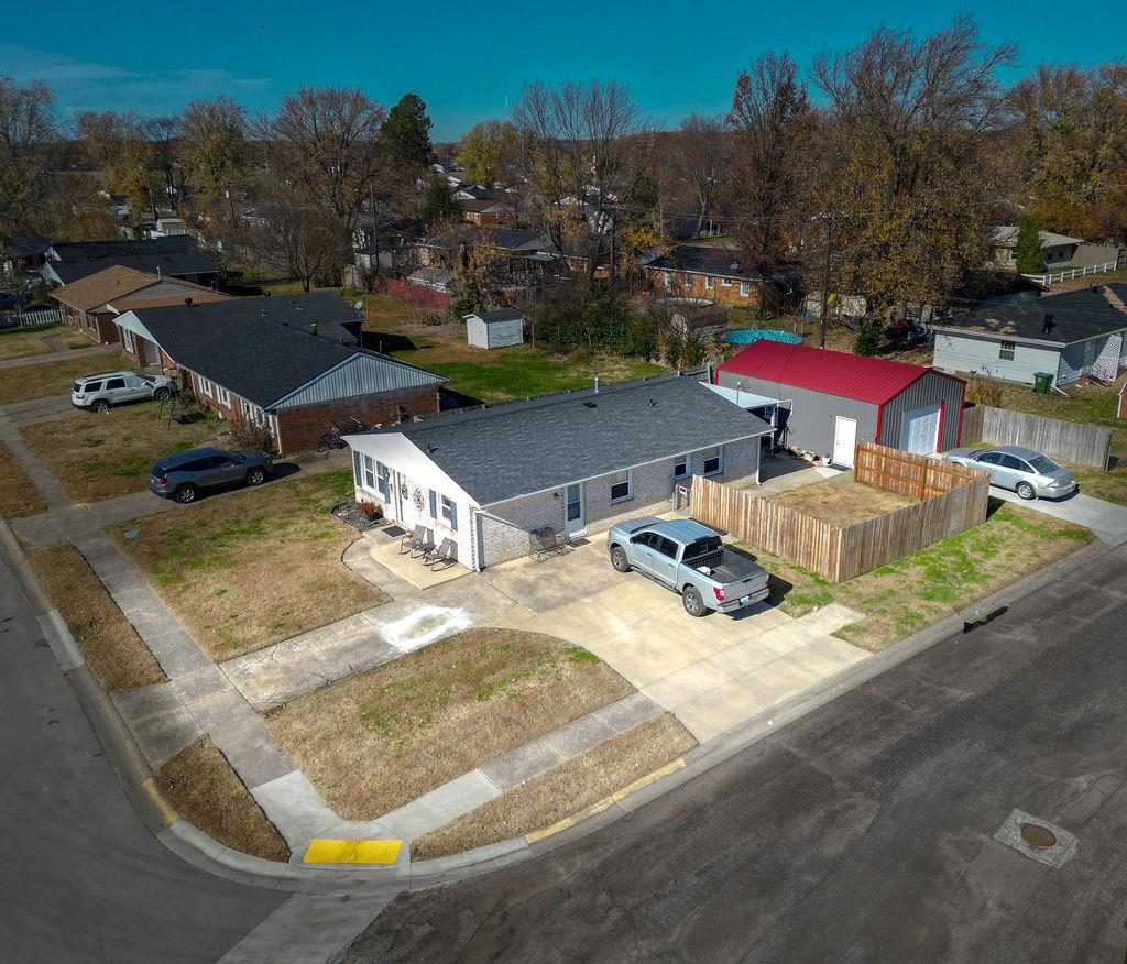 2807 Wayside Drive West, Owensboro, Kentucky 42301, 4 Bedrooms Bedrooms, ,1 BathroomBathrooms,Single Family Residence,For Sale,Wayside Drive West,93582