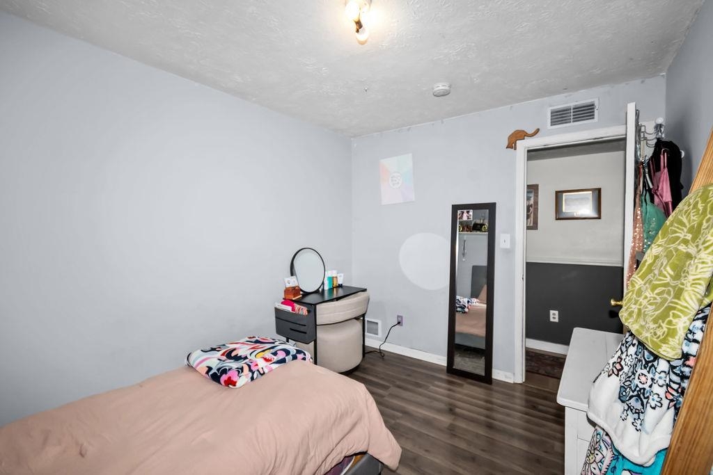 2807 Wayside Drive West, Owensboro, Kentucky 42301, 4 Bedrooms Bedrooms, ,1 BathroomBathrooms,Single Family Residence,For Sale,Wayside Drive West,93582