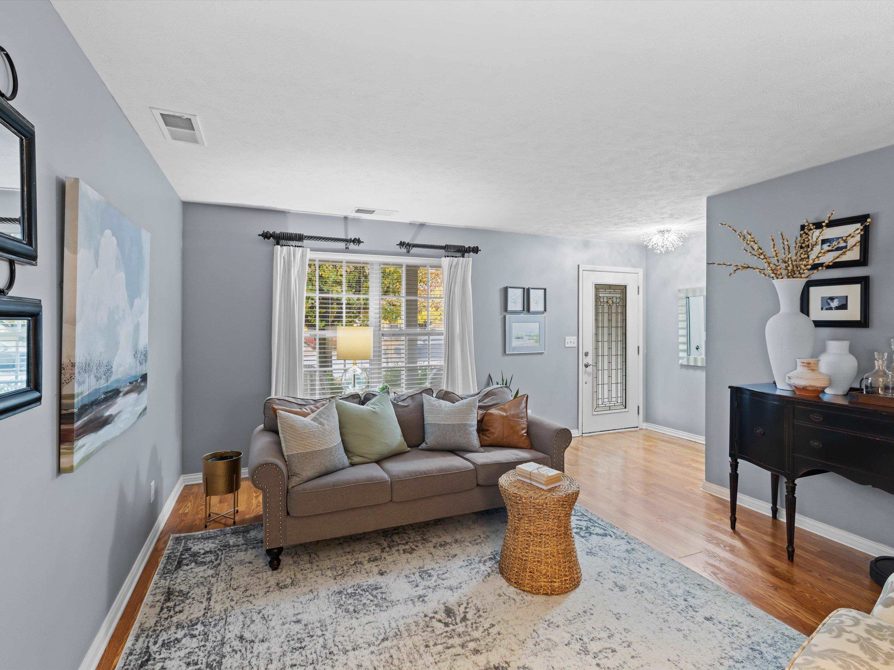 2207 Summer Walk, Owensboro, Kentucky 42303, 4 Bedrooms Bedrooms, ,2 BathroomsBathrooms,Single Family Residence,For Sale,Summer Walk,93583