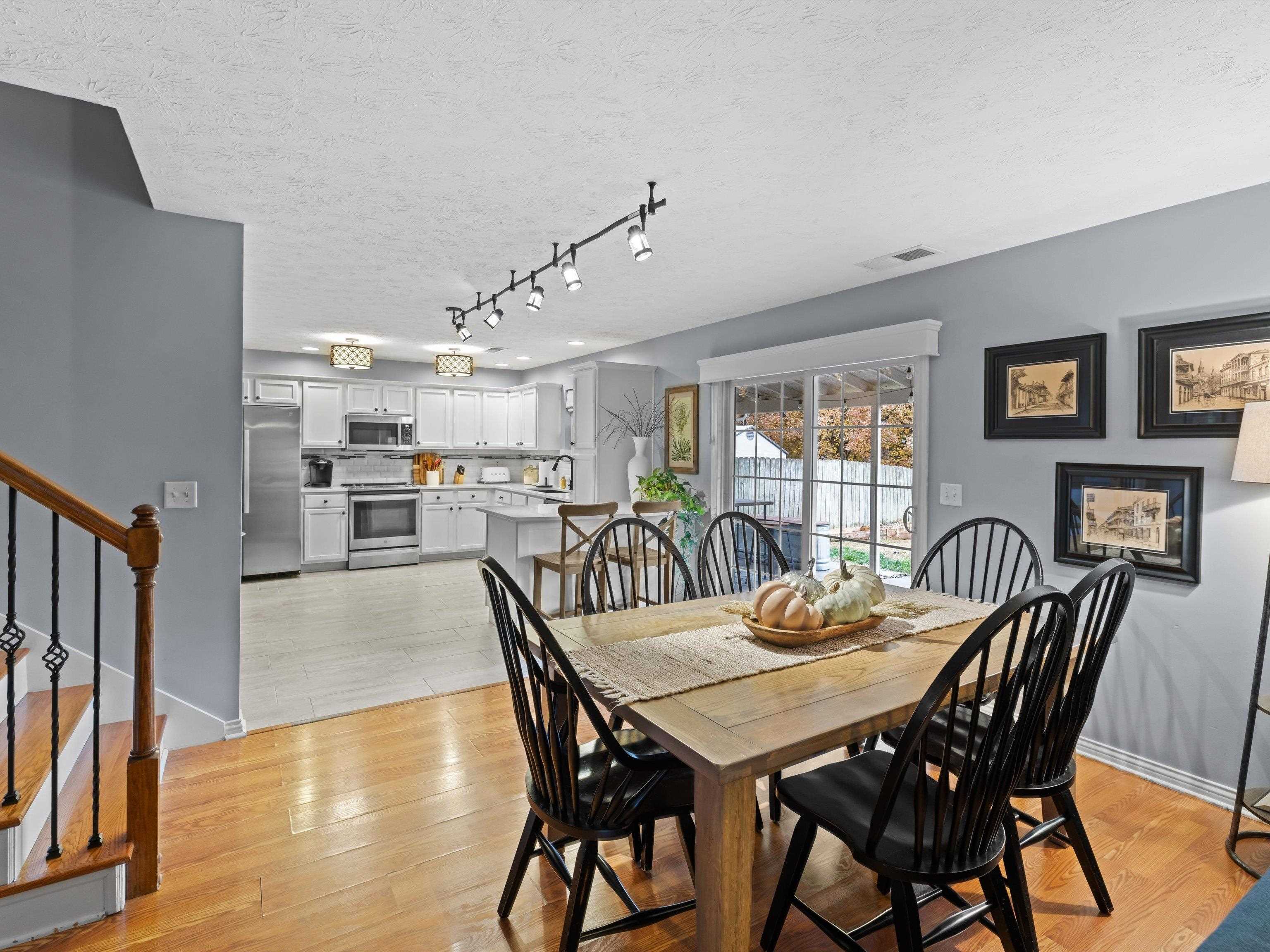 2207 Summer Walk, Owensboro, Kentucky 42303, 4 Bedrooms Bedrooms, ,2 BathroomsBathrooms,Single Family Residence,For Sale,Summer Walk,93583