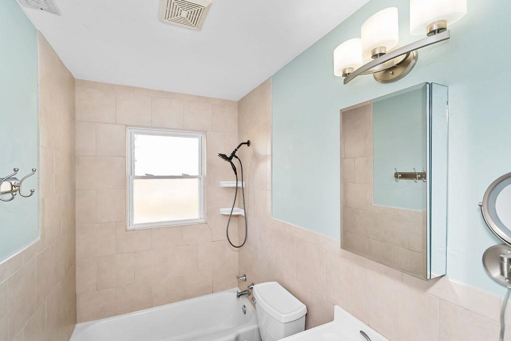 1791 Graves Lane, Maceo, Kentucky 42355, 2 Bedrooms Bedrooms, ,1 BathroomBathrooms,Single Family Residence,For Sale,Graves Lane,93585