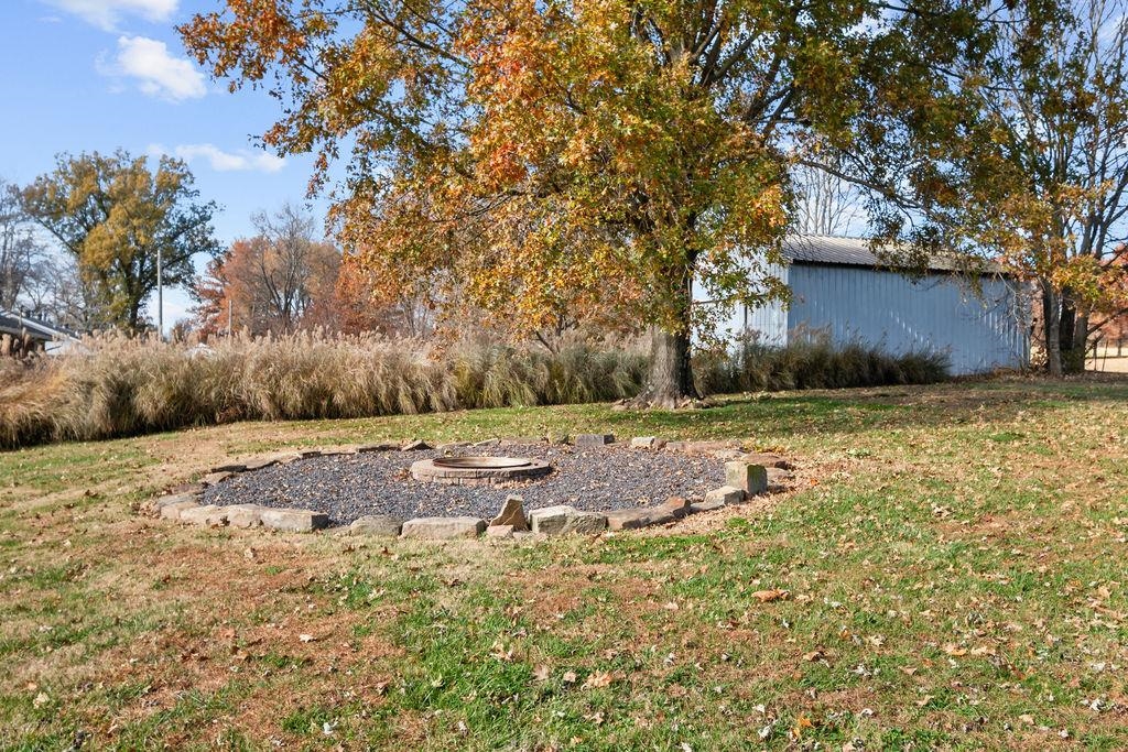 1791 Graves Lane, Maceo, Kentucky 42355, 2 Bedrooms Bedrooms, ,1 BathroomBathrooms,Single Family Residence,For Sale,Graves Lane,93585