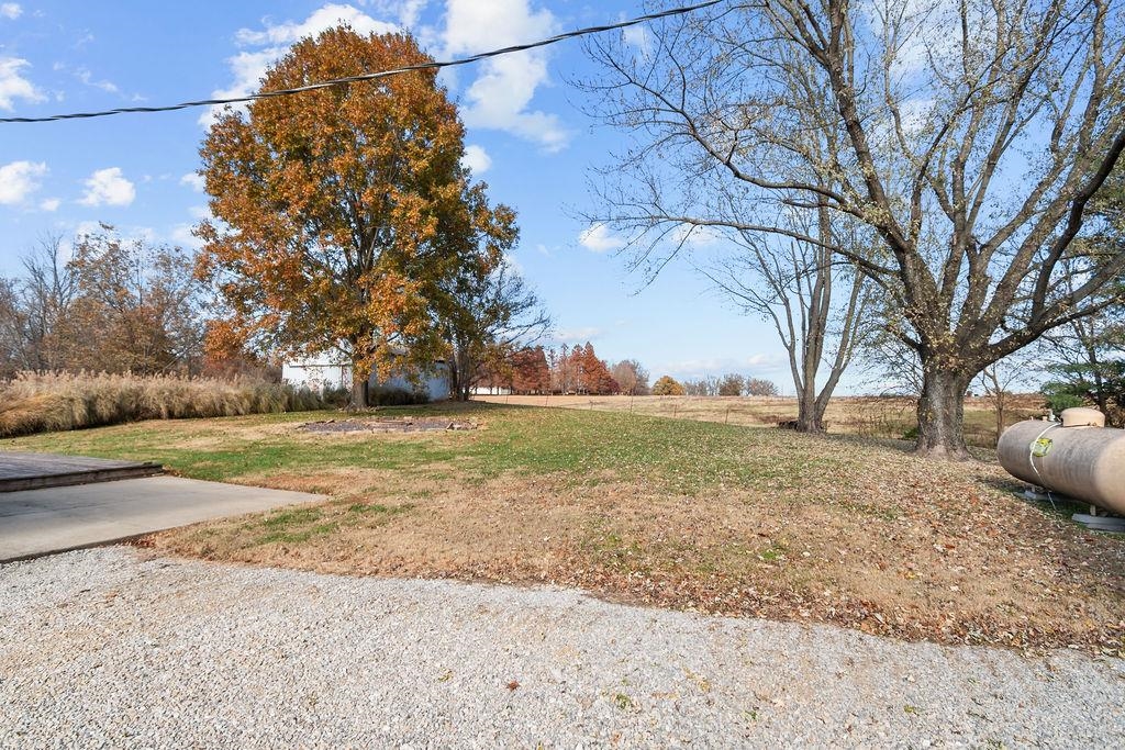 1791 Graves Lane, Maceo, Kentucky 42355, 2 Bedrooms Bedrooms, ,1 BathroomBathrooms,Single Family Residence,For Sale,Graves Lane,93585