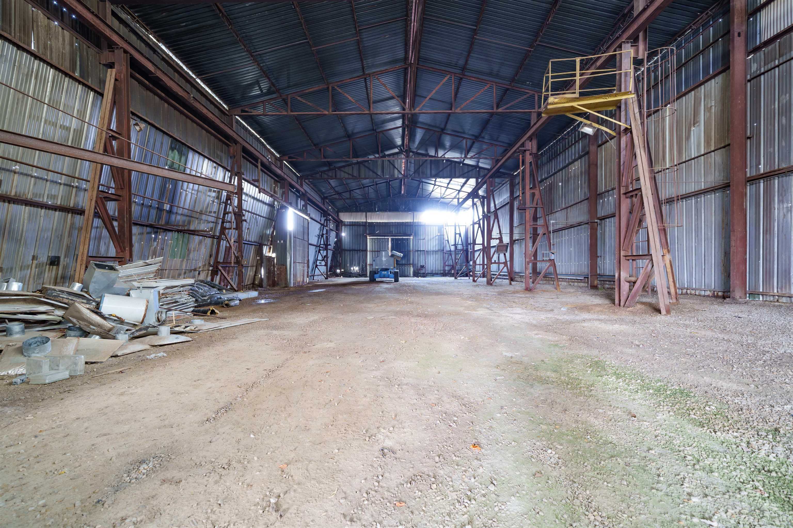1804 West 2nd St, Owensboro, Kentucky 42301, ,Industrial,For Sale,West 2nd St,93586
