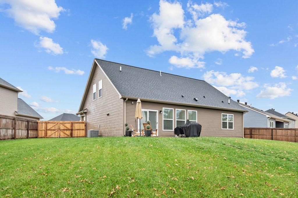 997 Onyx Court, Owensboro, Kentucky 42301, 4 Bedrooms Bedrooms, ,2 BathroomsBathrooms,Single Family Residence,For Sale,Onyx Court,93587