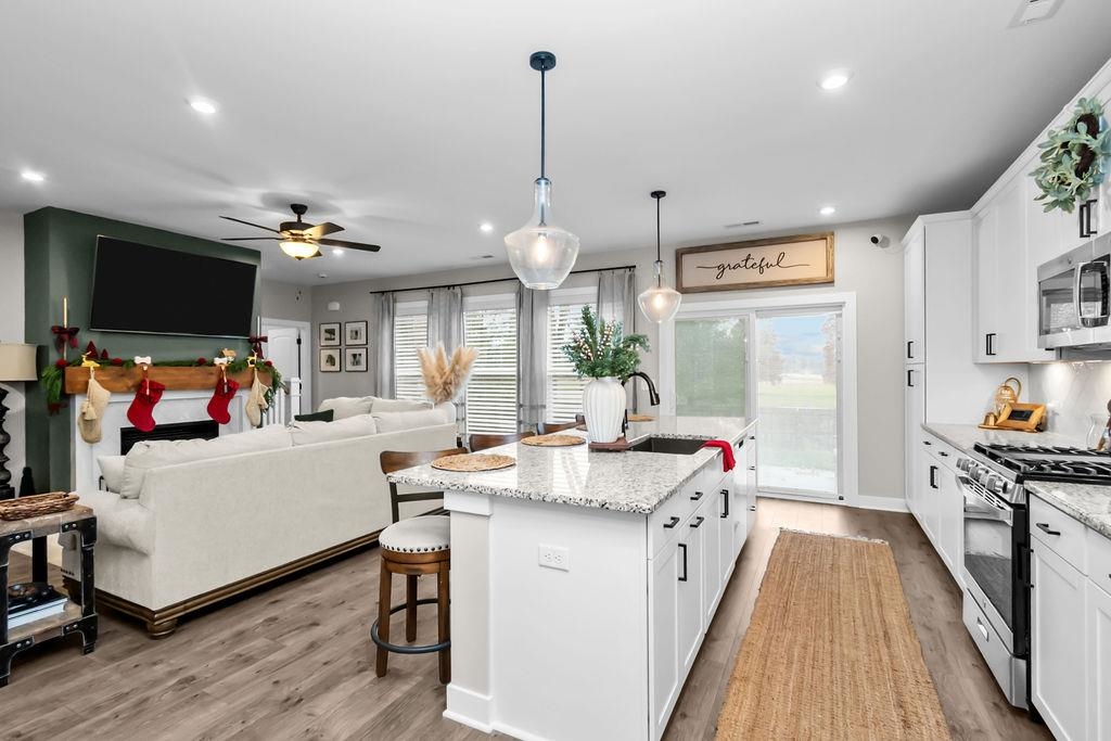 997 Onyx Court, Owensboro, Kentucky 42301, 4 Bedrooms Bedrooms, ,2 BathroomsBathrooms,Single Family Residence,For Sale,Onyx Court,93587