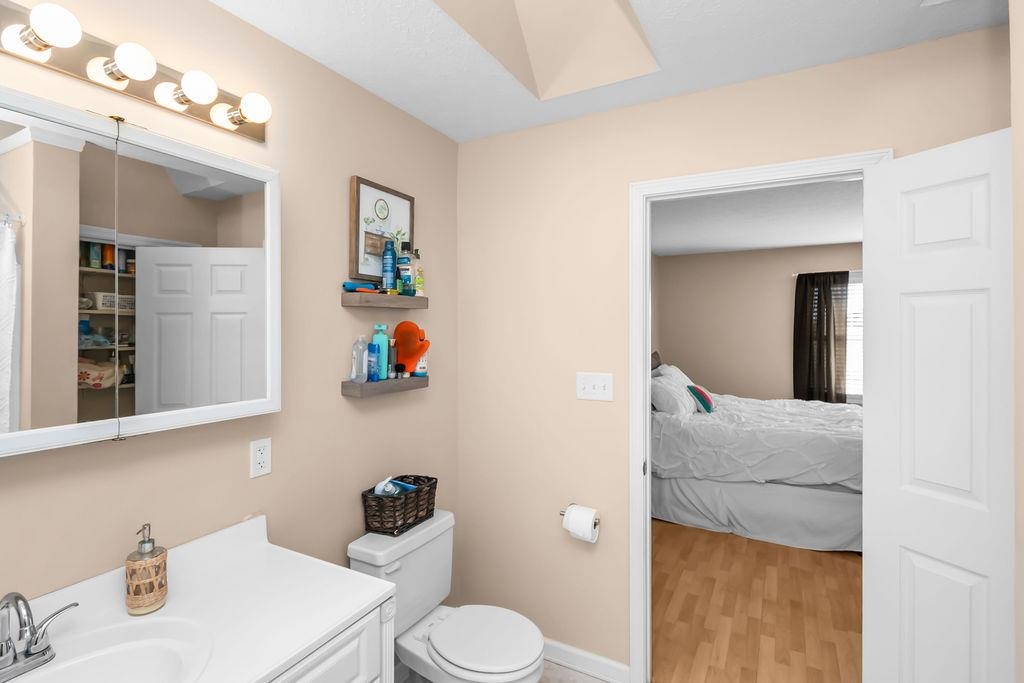 9935 Sauer Lane, Stanley, Kentucky 42301, 3 Bedrooms Bedrooms, ,2 BathroomsBathrooms,Single Family Residence,For Sale,Sauer Lane,93588