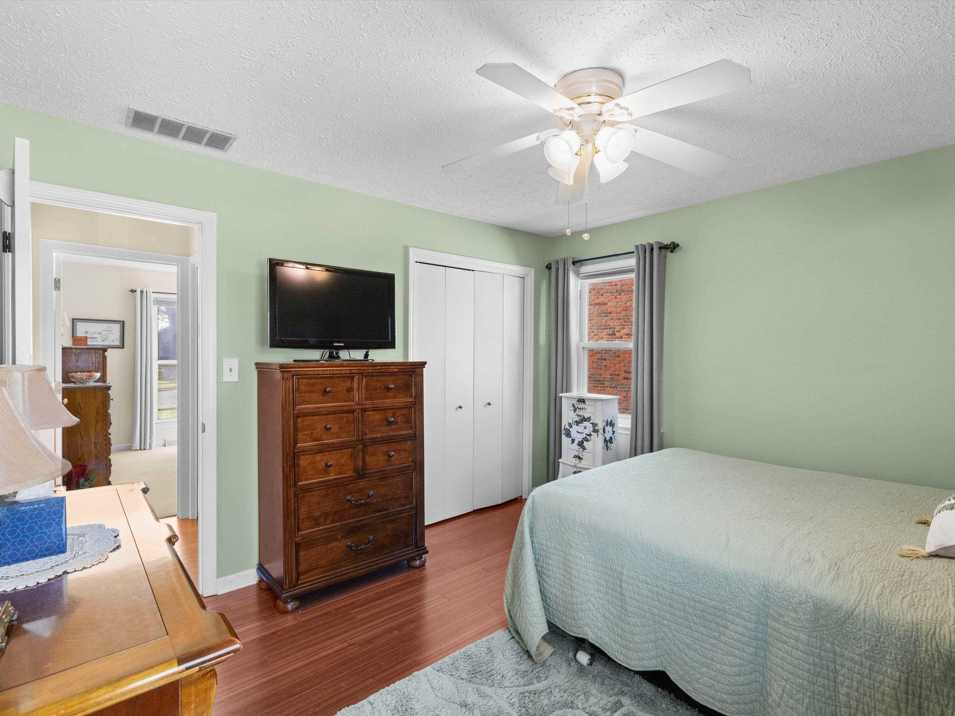 4001 Greenfield Lane, Owensboro, Kentucky 42301, 3 Bedrooms Bedrooms, ,1 BathroomBathrooms,Single Family Residence,For Sale,Greenfield Lane,93590