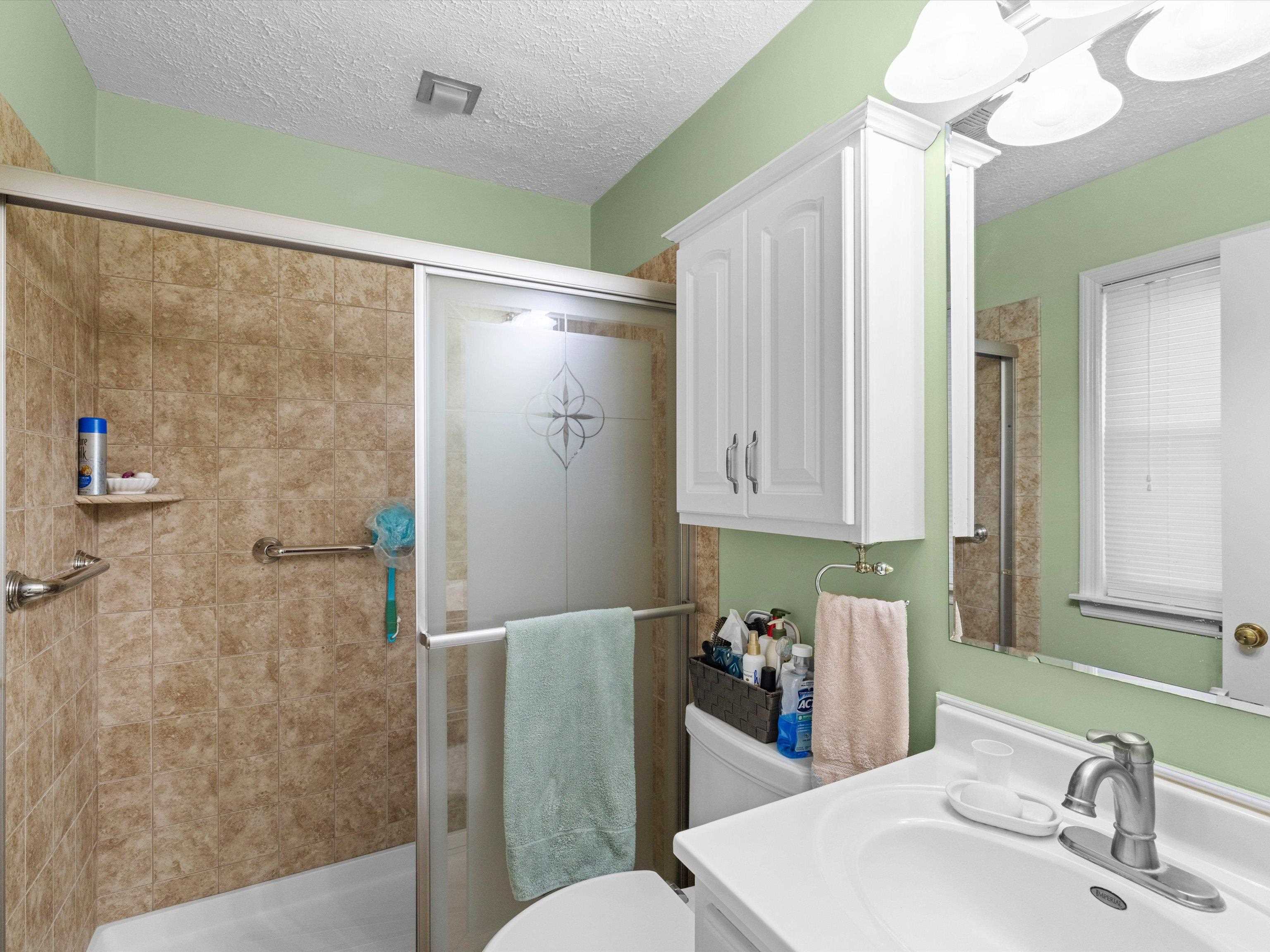 4001 Greenfield Lane, Owensboro, Kentucky 42301, 3 Bedrooms Bedrooms, ,1 BathroomBathrooms,Single Family Residence,For Sale,Greenfield Lane,93590