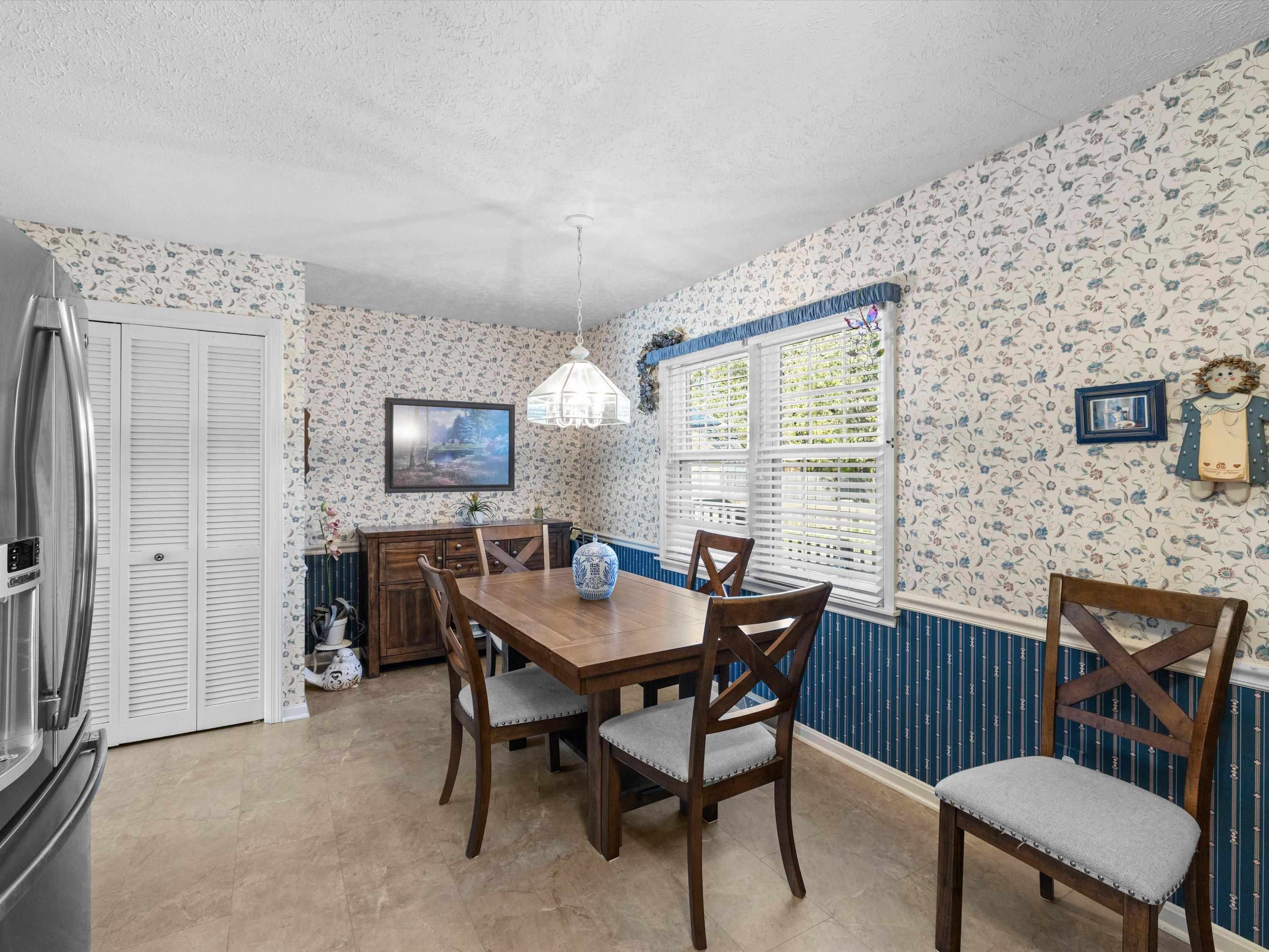 4001 Greenfield Lane, Owensboro, Kentucky 42301, 3 Bedrooms Bedrooms, ,1 BathroomBathrooms,Single Family Residence,For Sale,Greenfield Lane,93590