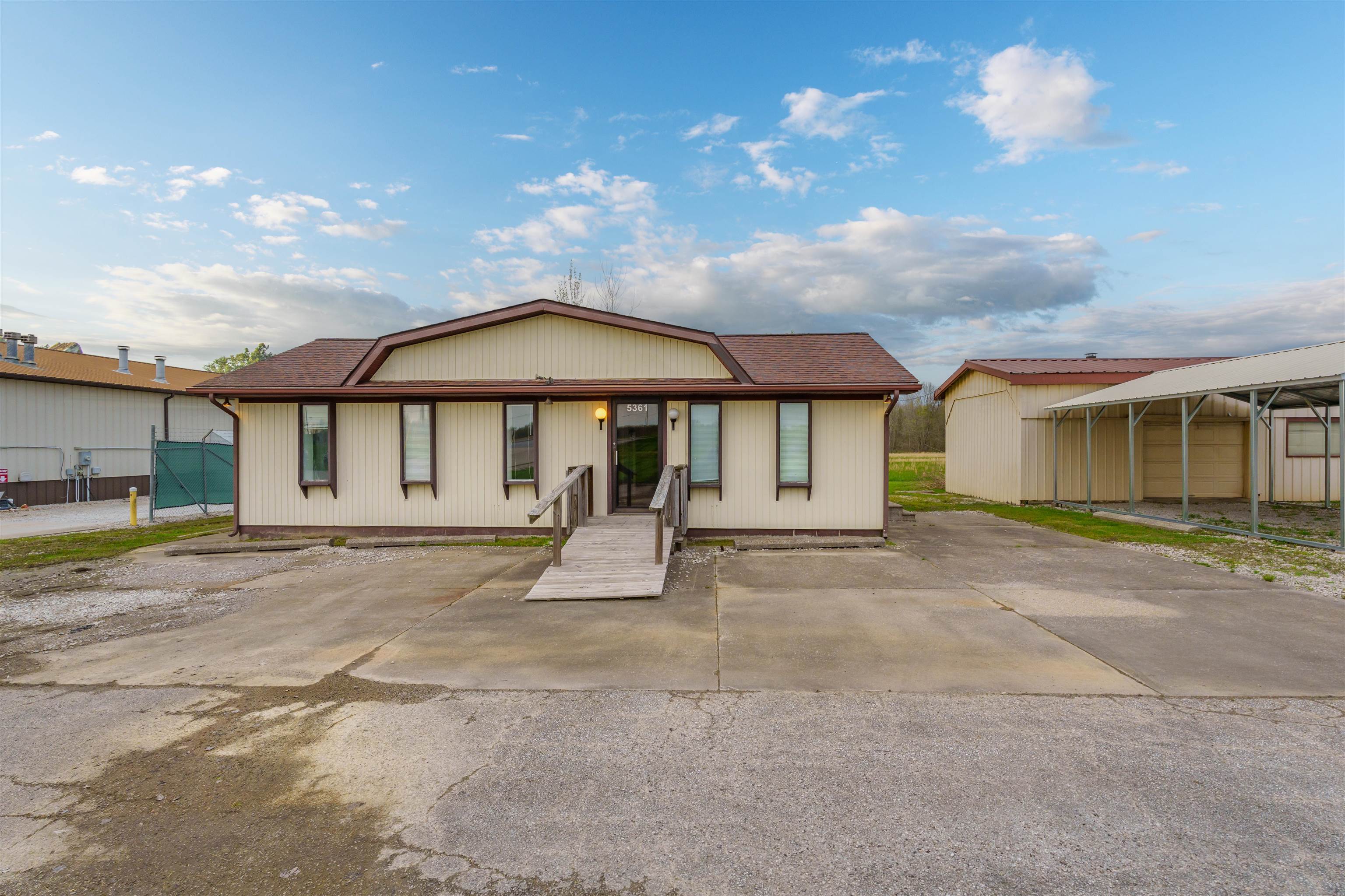 5361 HWY 54, Owensboro, Kentucky 42303, ,Business,For Sale,HWY 54,93593