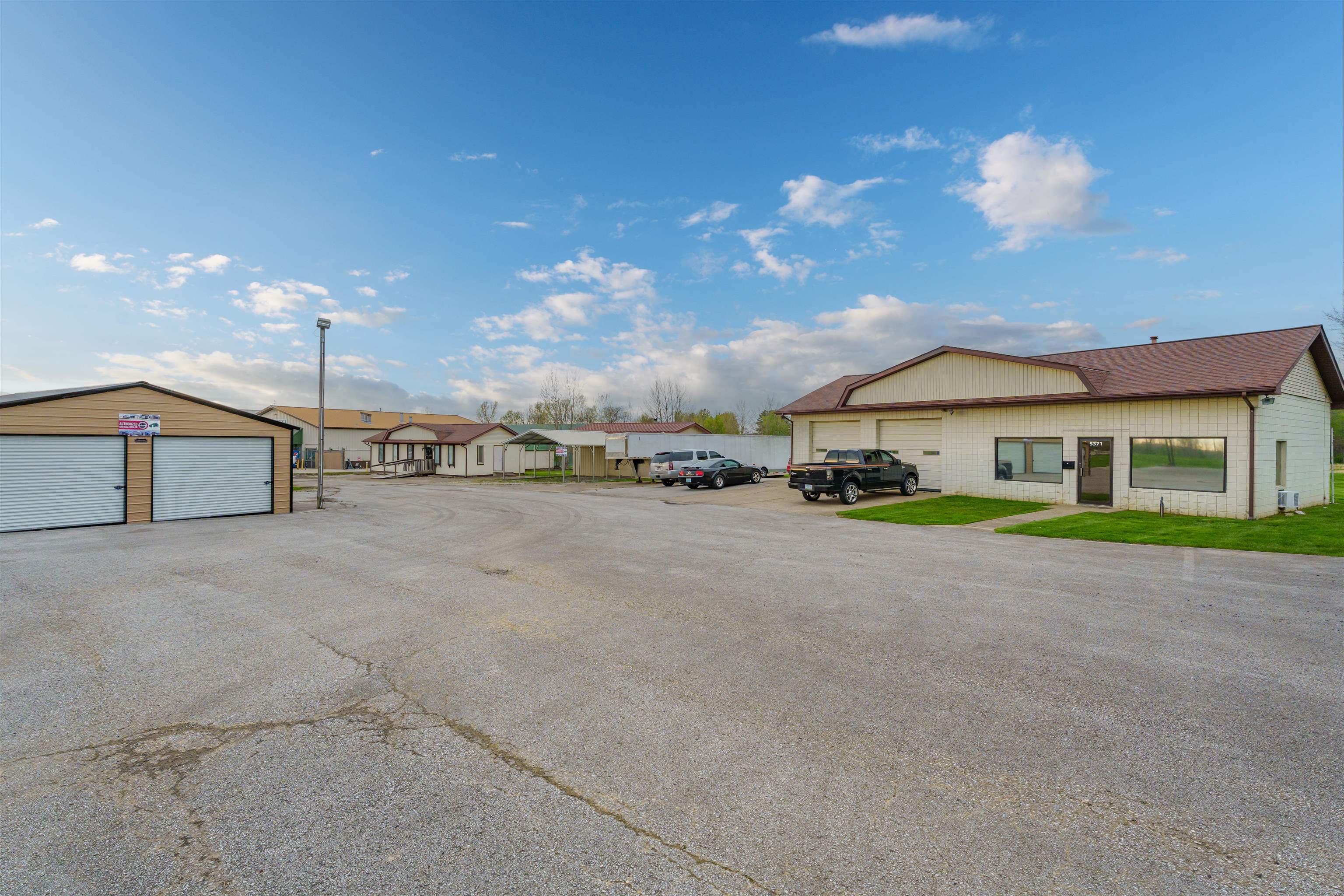 5361 HWY 54, Owensboro, Kentucky 42303, ,Business,For Sale,HWY 54,93593