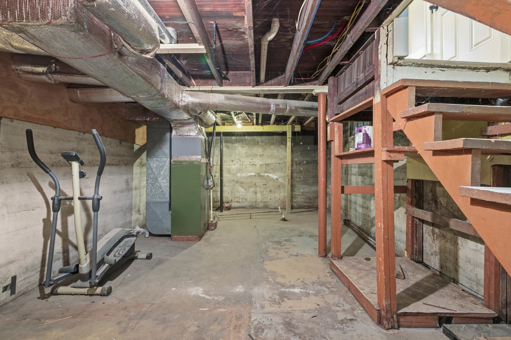 1100 Locust, Owensboro, Kentucky 42301, 2 Bedrooms Bedrooms, ,1 BathroomBathrooms,Single Family Residence,For Sale,Locust,93594