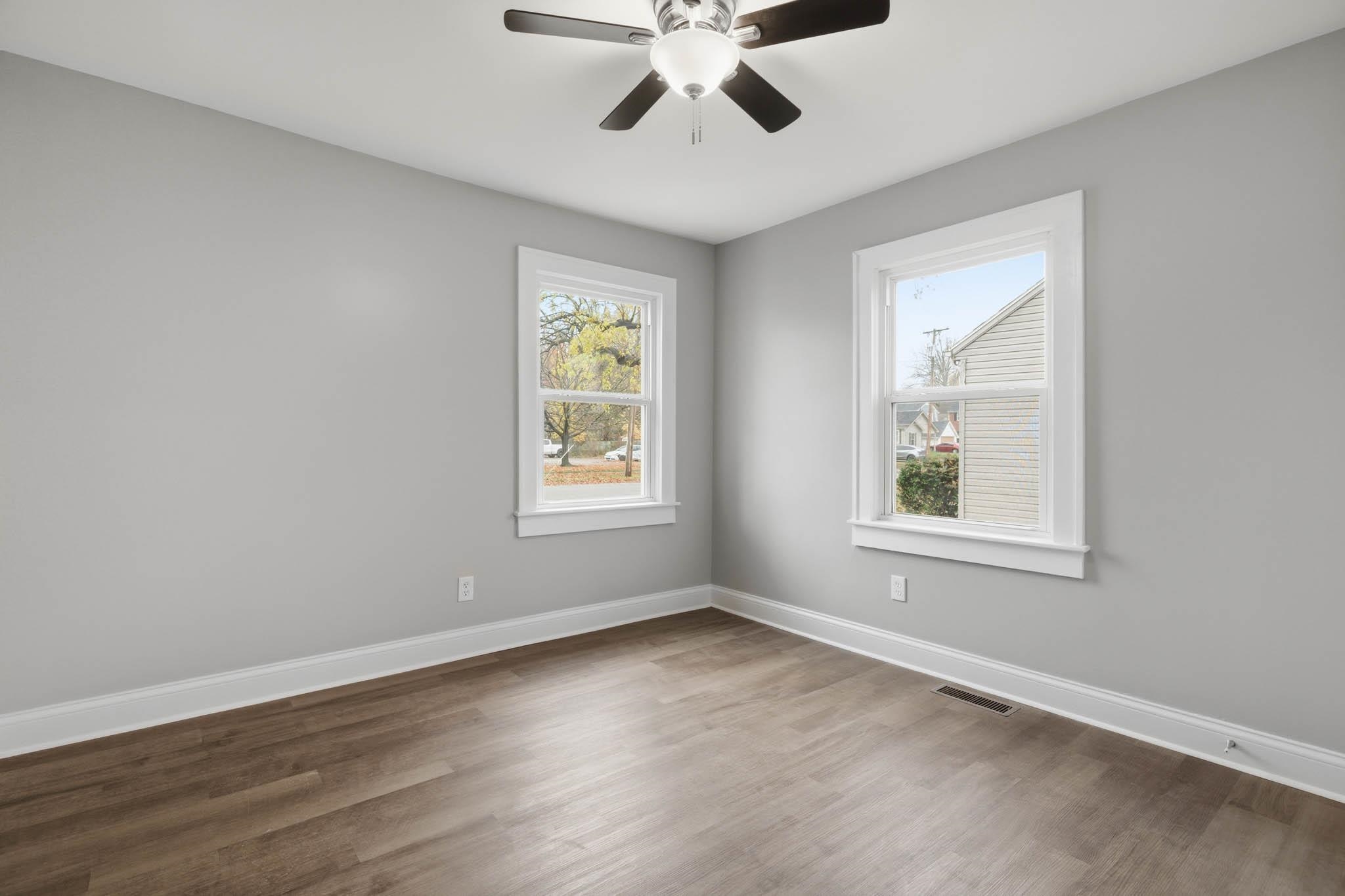 1100 Locust, Owensboro, Kentucky 42301, 2 Bedrooms Bedrooms, ,1 BathroomBathrooms,Single Family Residence,For Sale,Locust,93594