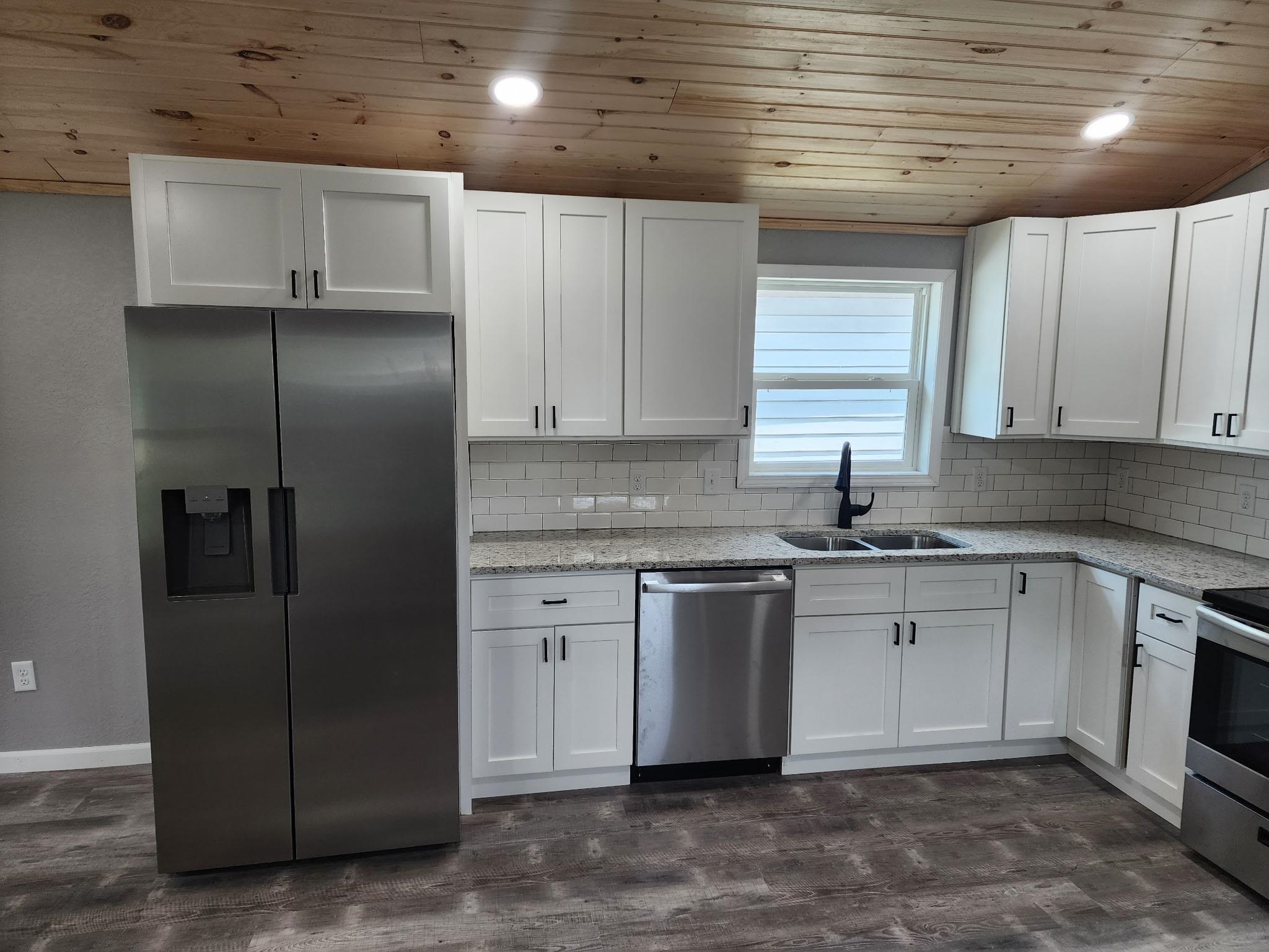 511 Omega Street, Owensboro, Kentucky 42301, 1 Bedroom Bedrooms, ,1 BathroomBathrooms,Single Family Residence,For Sale,Omega Street,93599