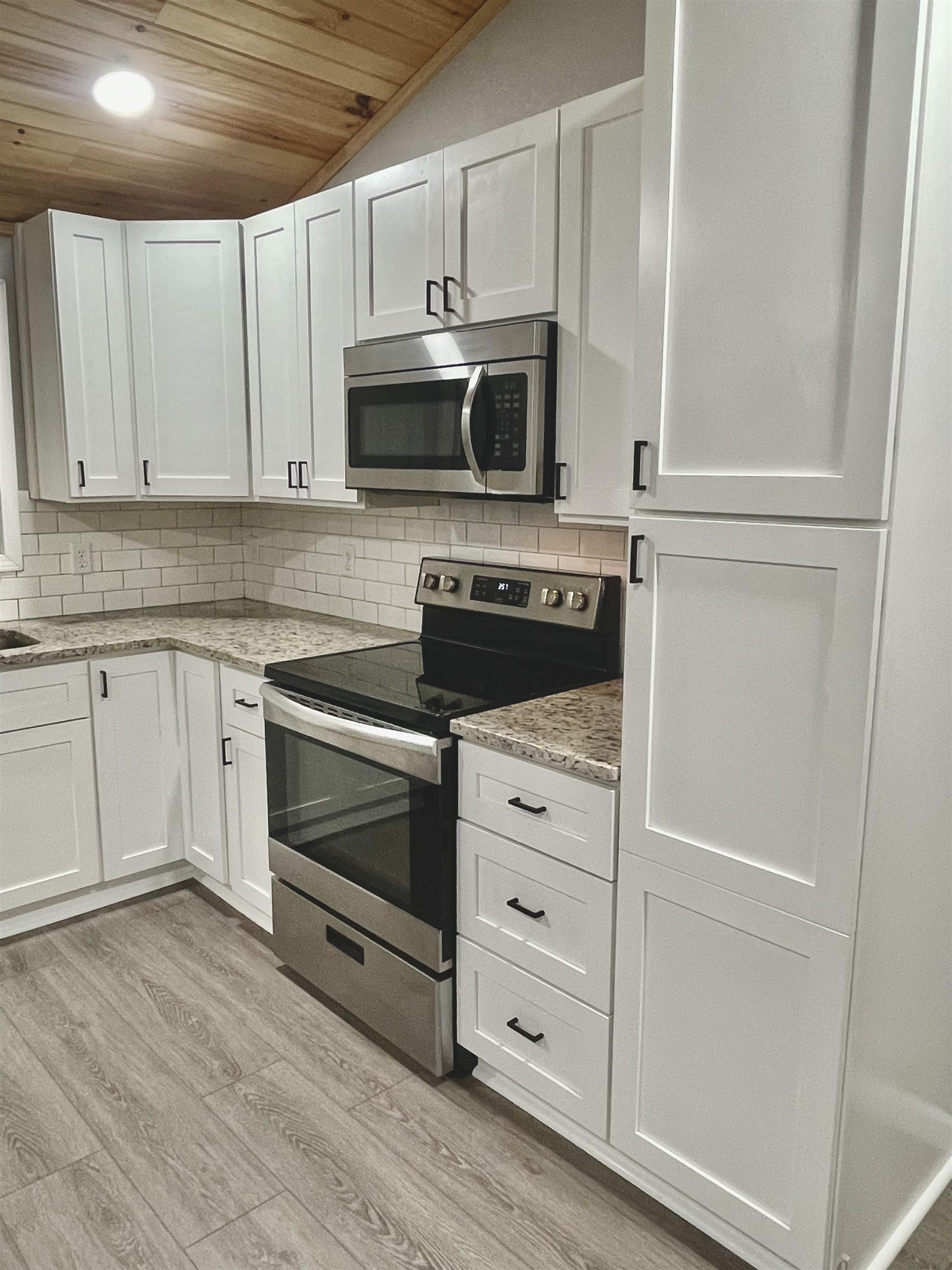 511 Omega Street, Owensboro, Kentucky 42301, 1 Bedroom Bedrooms, ,1 BathroomBathrooms,Single Family Residence,For Sale,Omega Street,93599