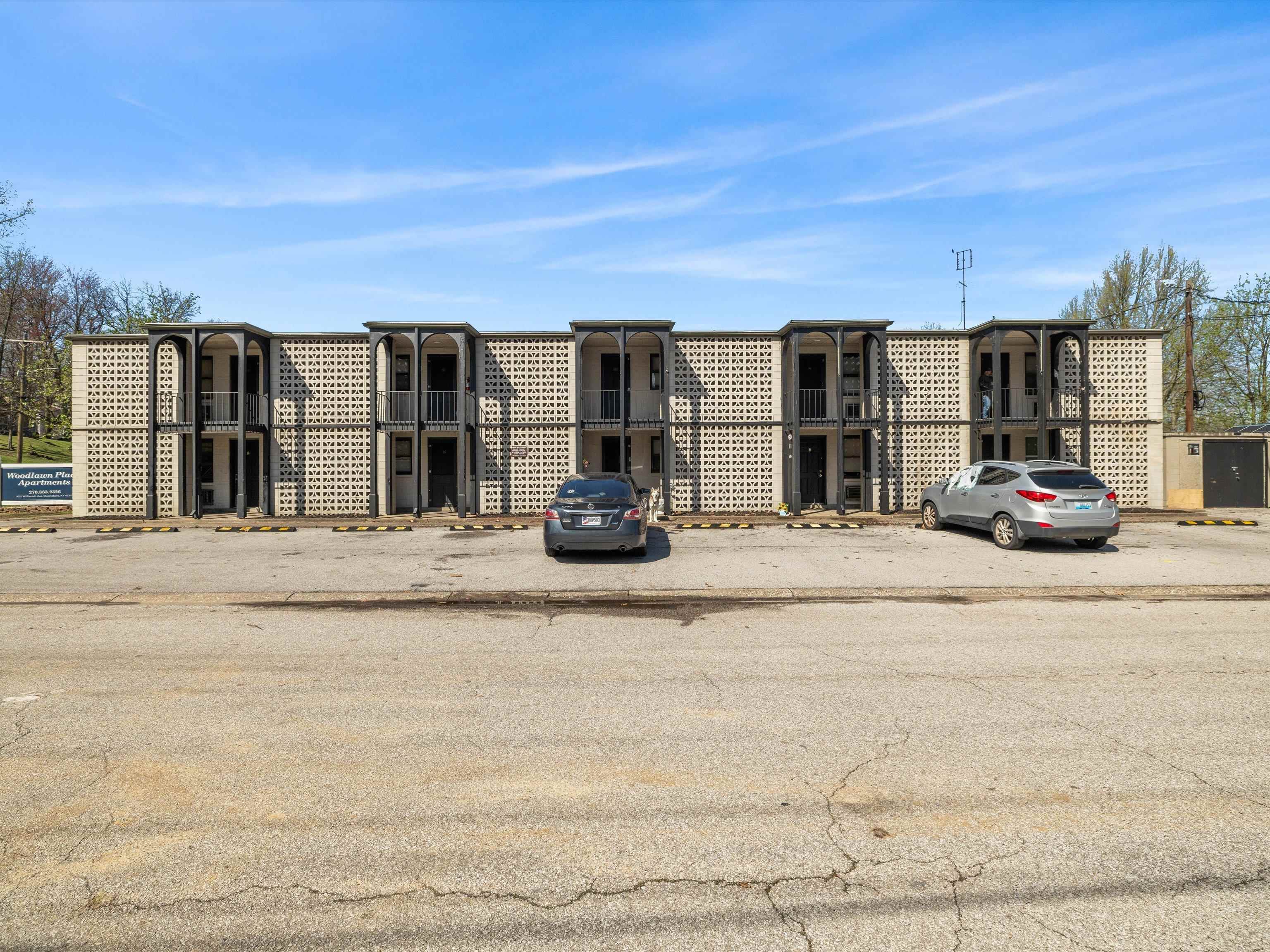 1001 Parrish Avenue, Owensboro, Kentucky 42301, ,Multifamily,For Sale,Parrish Avenue,93600