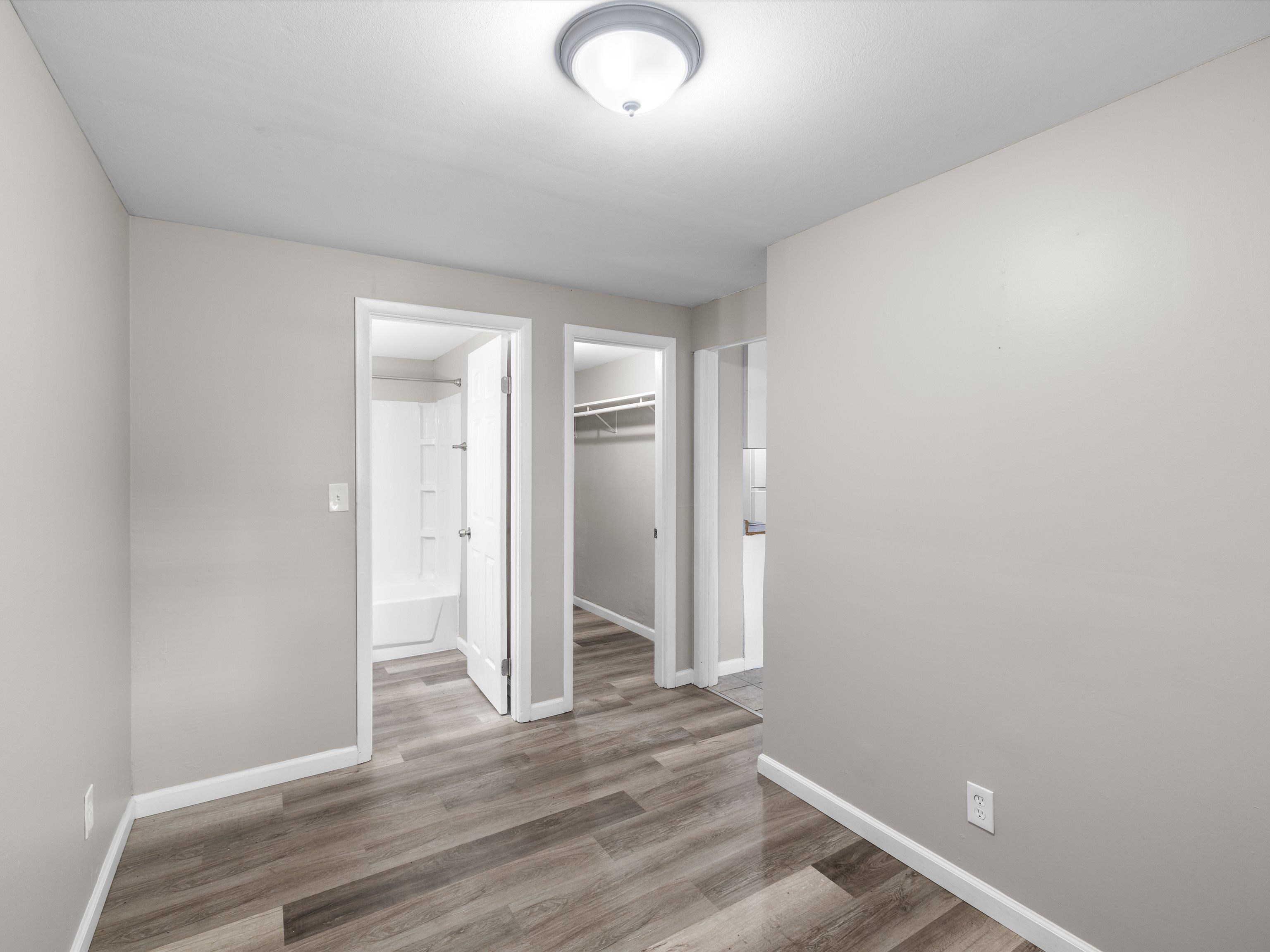 1001 Parrish Avenue, Owensboro, Kentucky 42301, ,Multifamily,For Sale,Parrish Avenue,93600