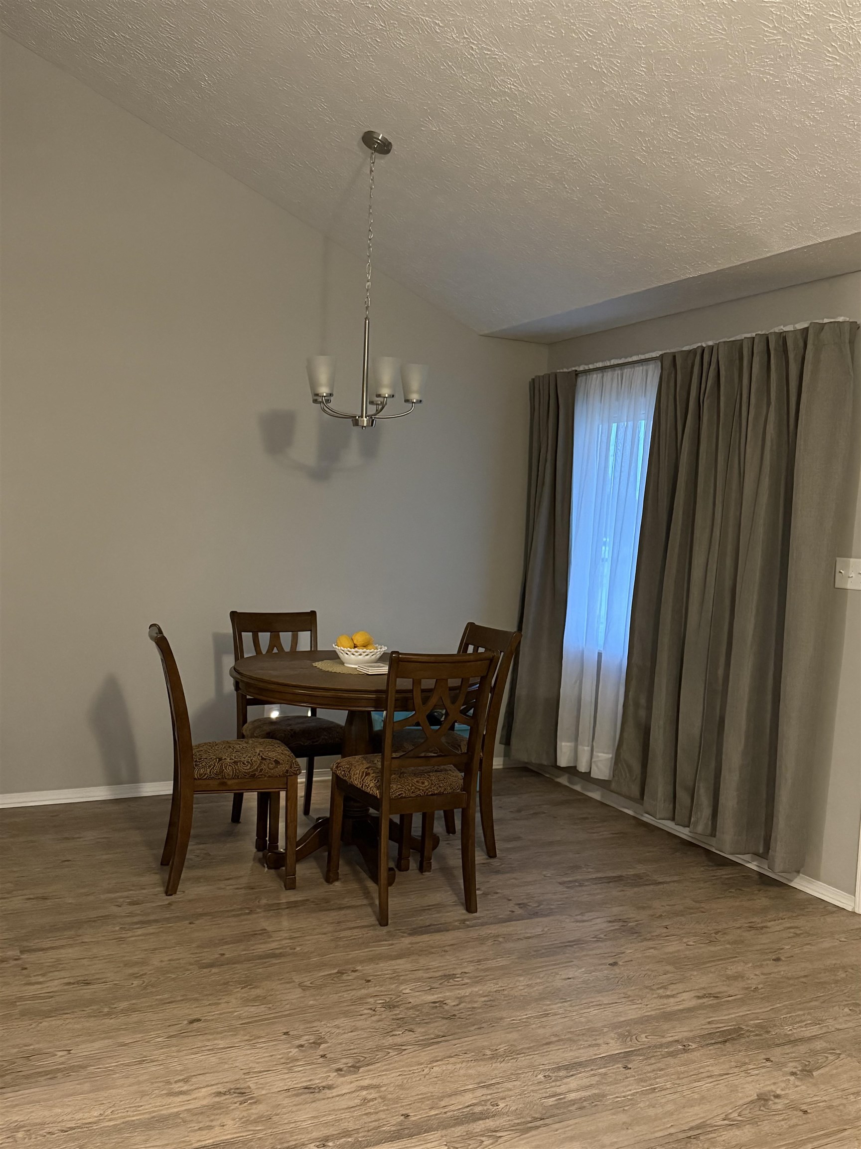 3407 Hummingbird Loop South, Owensboro, Kentucky 42301, 2 Bedrooms Bedrooms, ,2 BathroomsBathrooms,Single Family Residence,For Sale,Hummingbird Loop South,93603