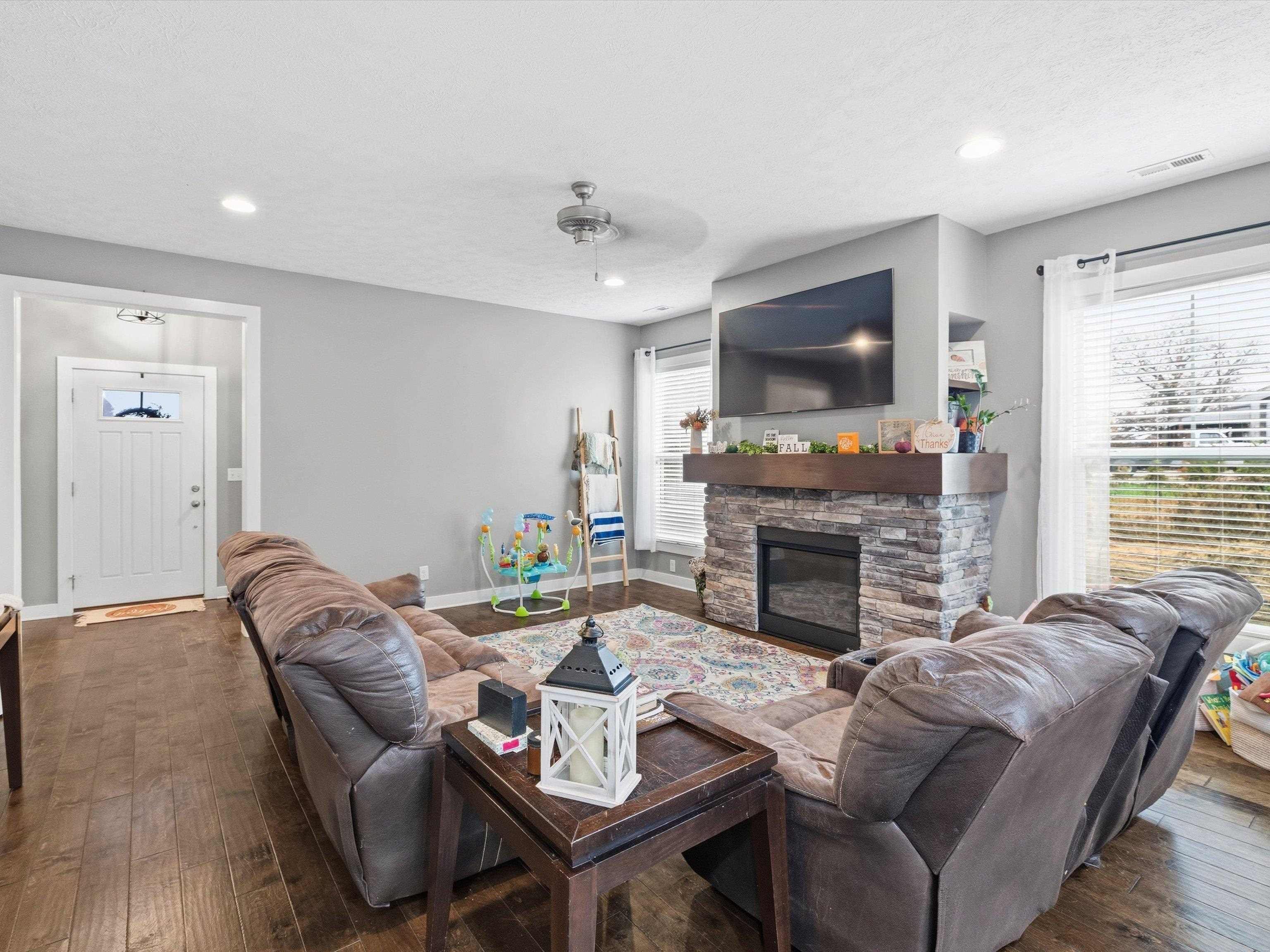 6584 Pleasant Valley Rd, Philpot, Kentucky 42366, 4 Bedrooms Bedrooms, ,2 BathroomsBathrooms,Single Family Residence,For Sale,Pleasant Valley Rd,93608