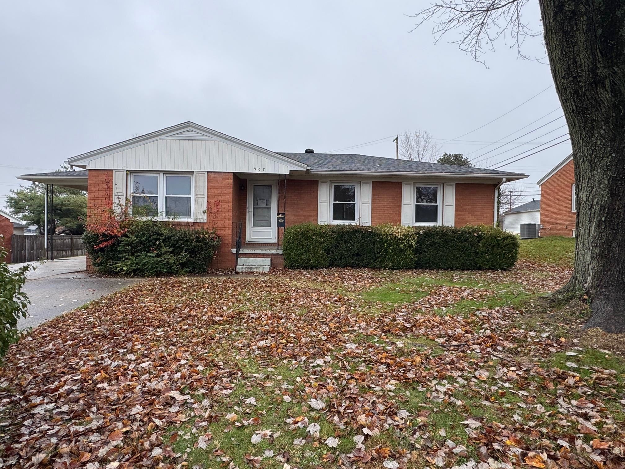 907 Dixiana Dr, Owensboro, Kentucky 42303, 3 Bedrooms Bedrooms, ,2 BathroomsBathrooms,Single Family Residence,For Sale,Dixiana Dr,93612