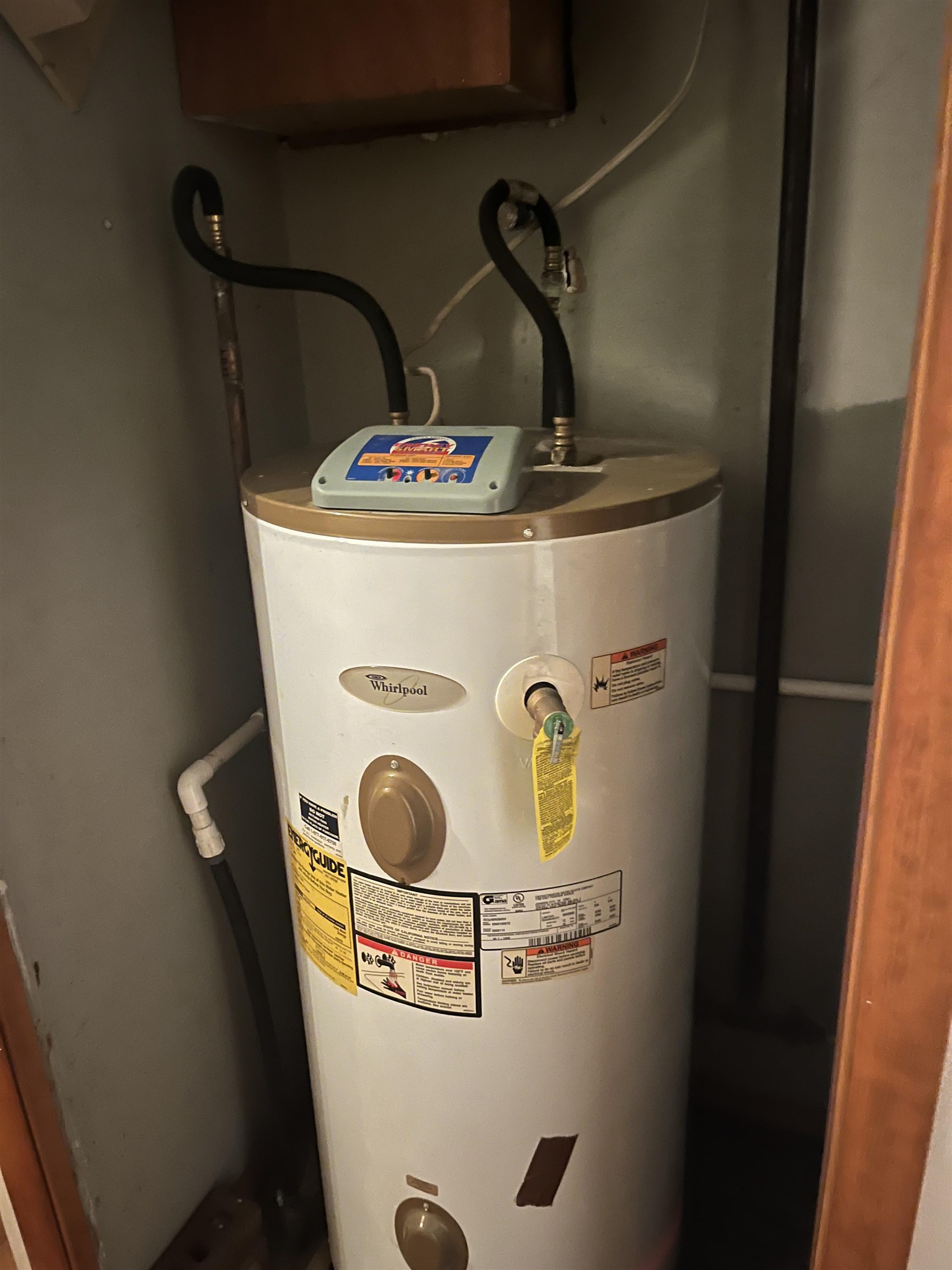 3200 Christie Place, Owensboro, Kentucky 42301, 3 Bedrooms Bedrooms, ,1 BathroomBathrooms,Single Family Residence,For Sale,Christie Place,93613