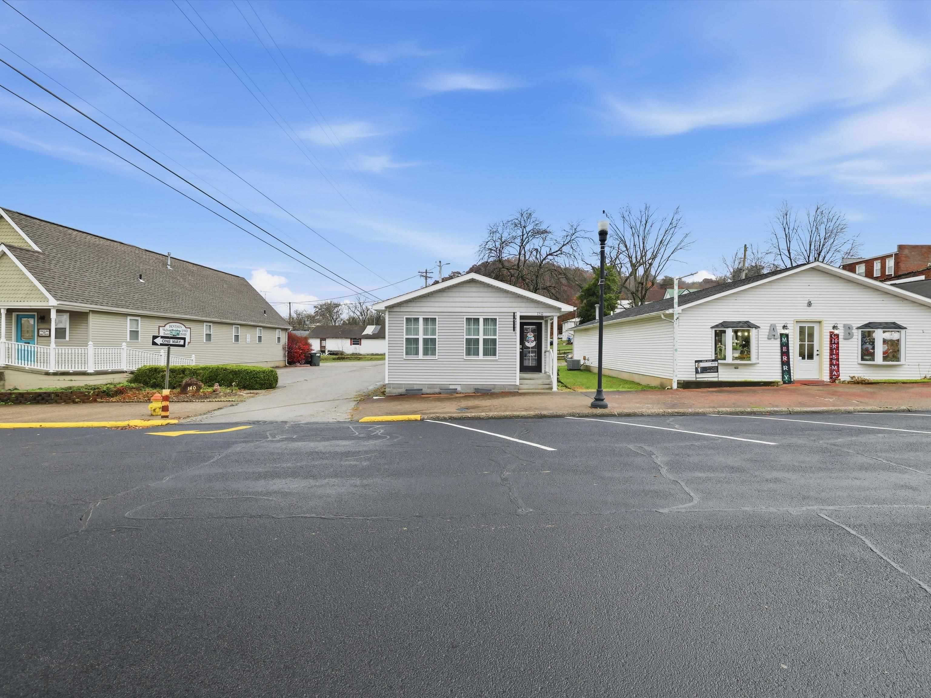 150 Main Cross St, Hawesville, Kentucky 42348, ,Business,For Sale,Main Cross St,93615