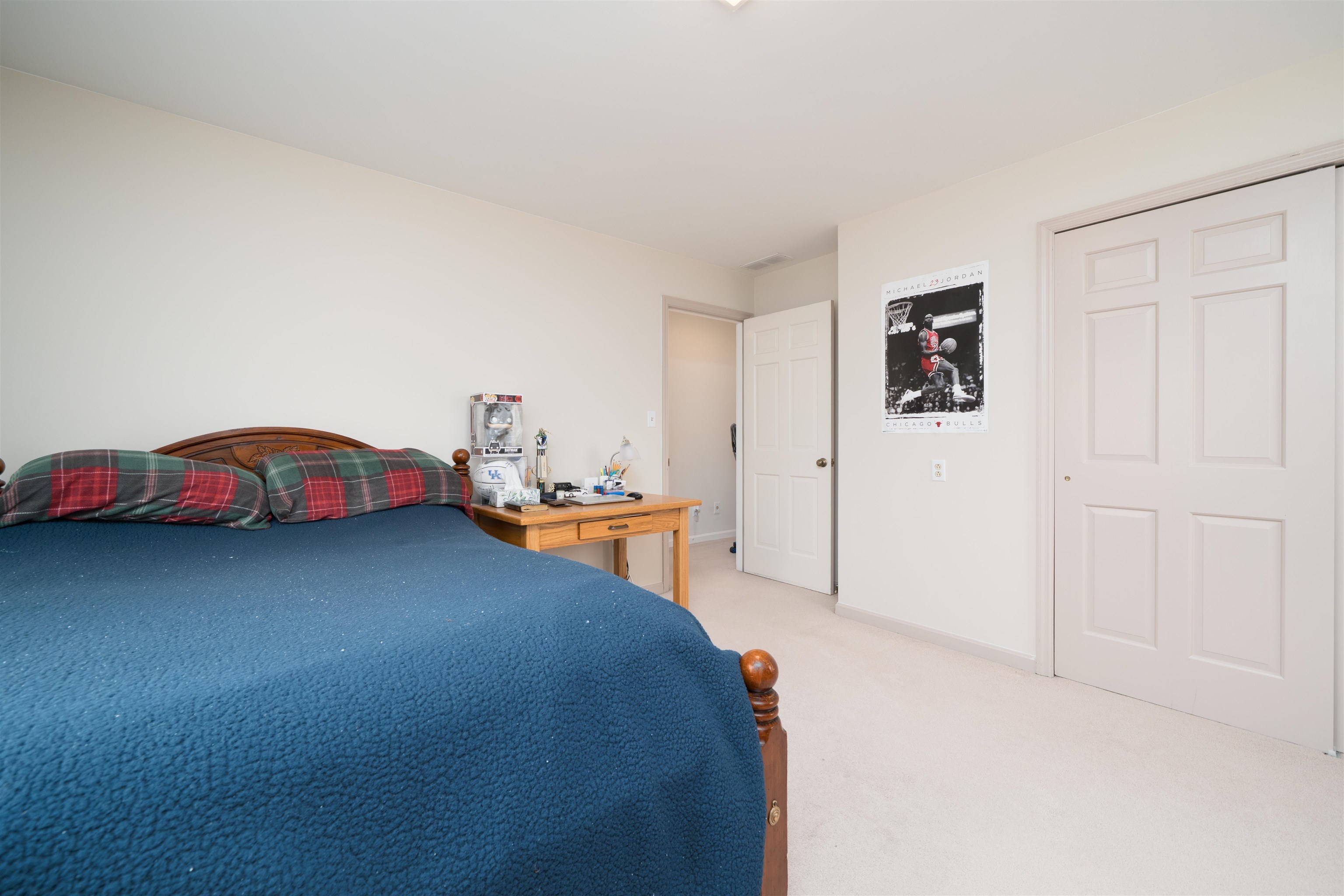 4130 Hunting Creek Dr, Owensboro, Kentucky 42303, 5 Bedrooms Bedrooms, ,3 BathroomsBathrooms,Single Family Residence,For Sale,Hunting Creek Dr,93616