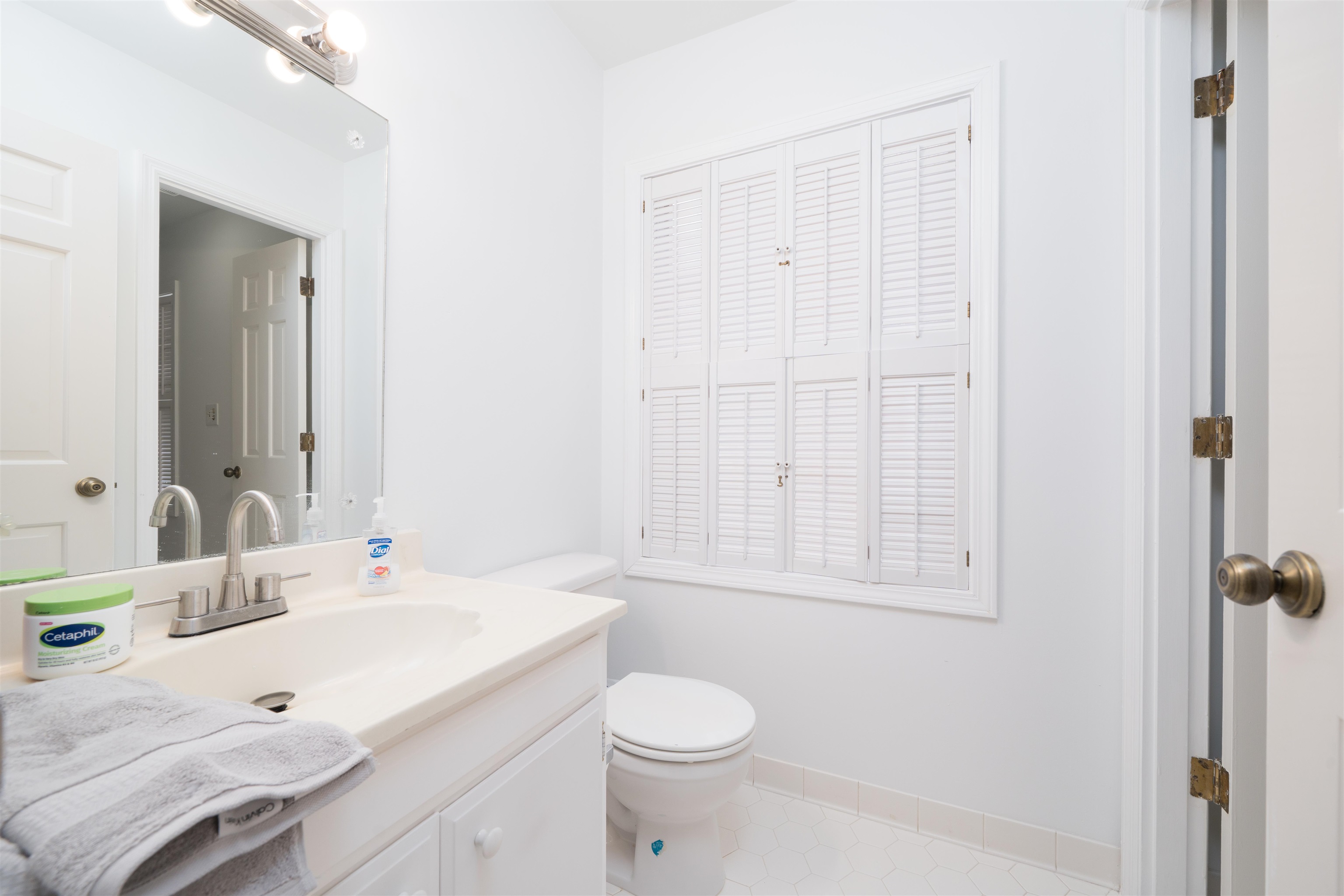 4130 Hunting Creek Dr, Owensboro, Kentucky 42303, 5 Bedrooms Bedrooms, ,3 BathroomsBathrooms,Single Family Residence,For Sale,Hunting Creek Dr,93616