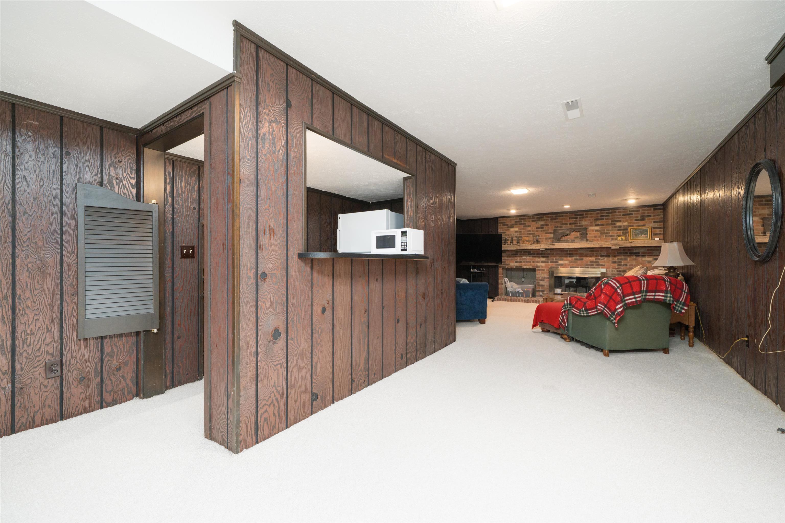 4130 Hunting Creek Dr, Owensboro, Kentucky 42303, 5 Bedrooms Bedrooms, ,3 BathroomsBathrooms,Single Family Residence,For Sale,Hunting Creek Dr,93616