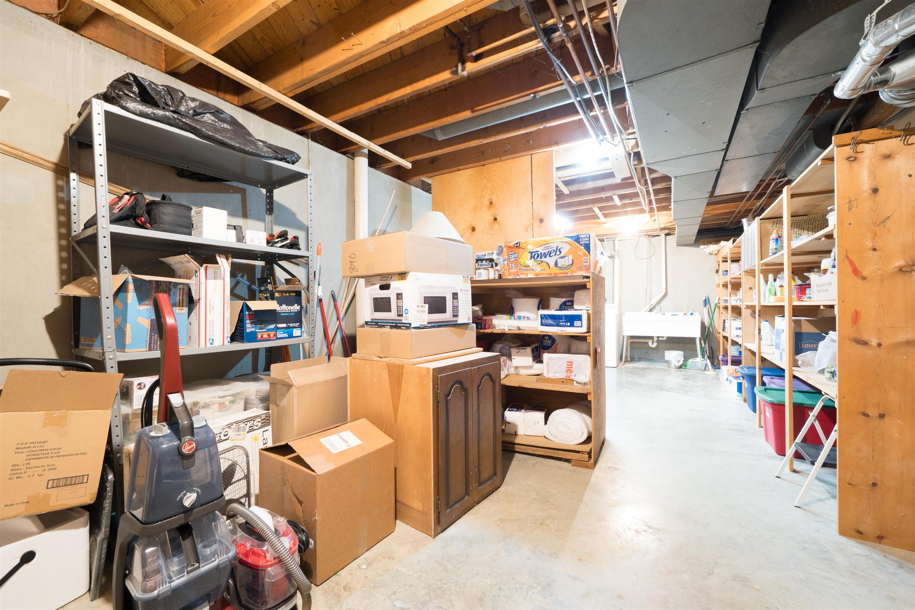 4130 Hunting Creek Dr, Owensboro, Kentucky 42303, 5 Bedrooms Bedrooms, ,3 BathroomsBathrooms,Single Family Residence,For Sale,Hunting Creek Dr,93616