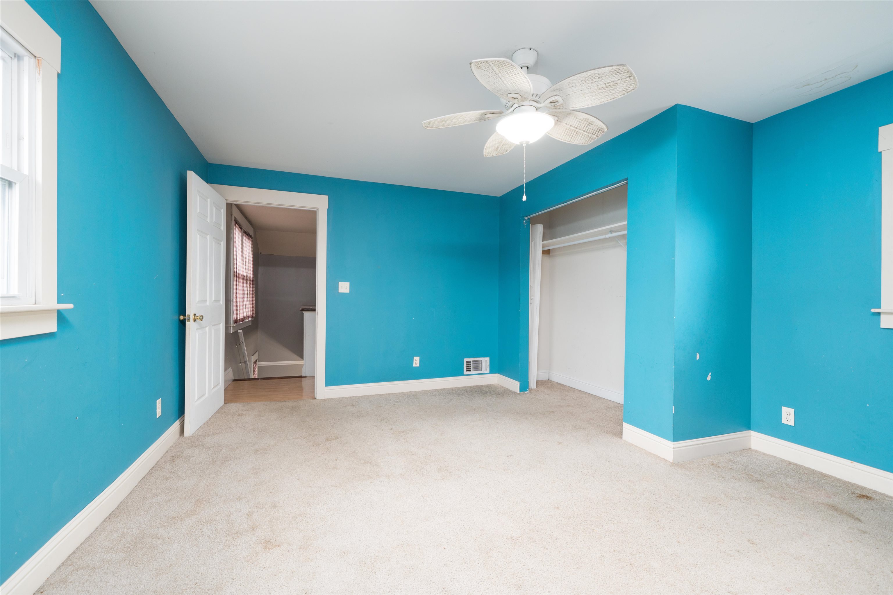 116 Parrish Ave, Owensboro, Kentucky 42303, 3 Bedrooms Bedrooms, ,2 BathroomsBathrooms,Single Family Residence,For Sale,Parrish Ave,93617