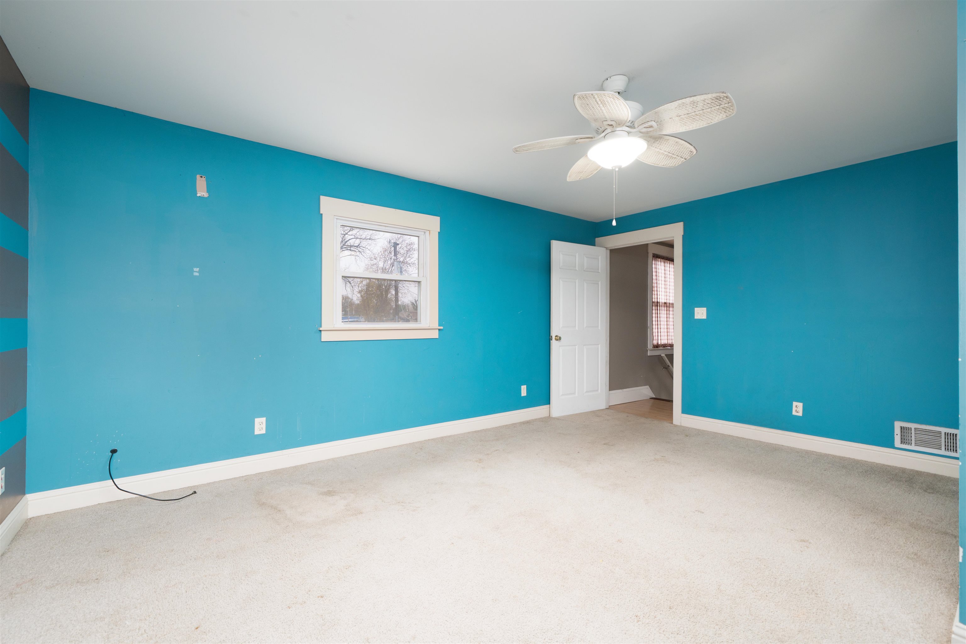 116 Parrish Ave, Owensboro, Kentucky 42303, 3 Bedrooms Bedrooms, ,2 BathroomsBathrooms,Single Family Residence,For Sale,Parrish Ave,93617