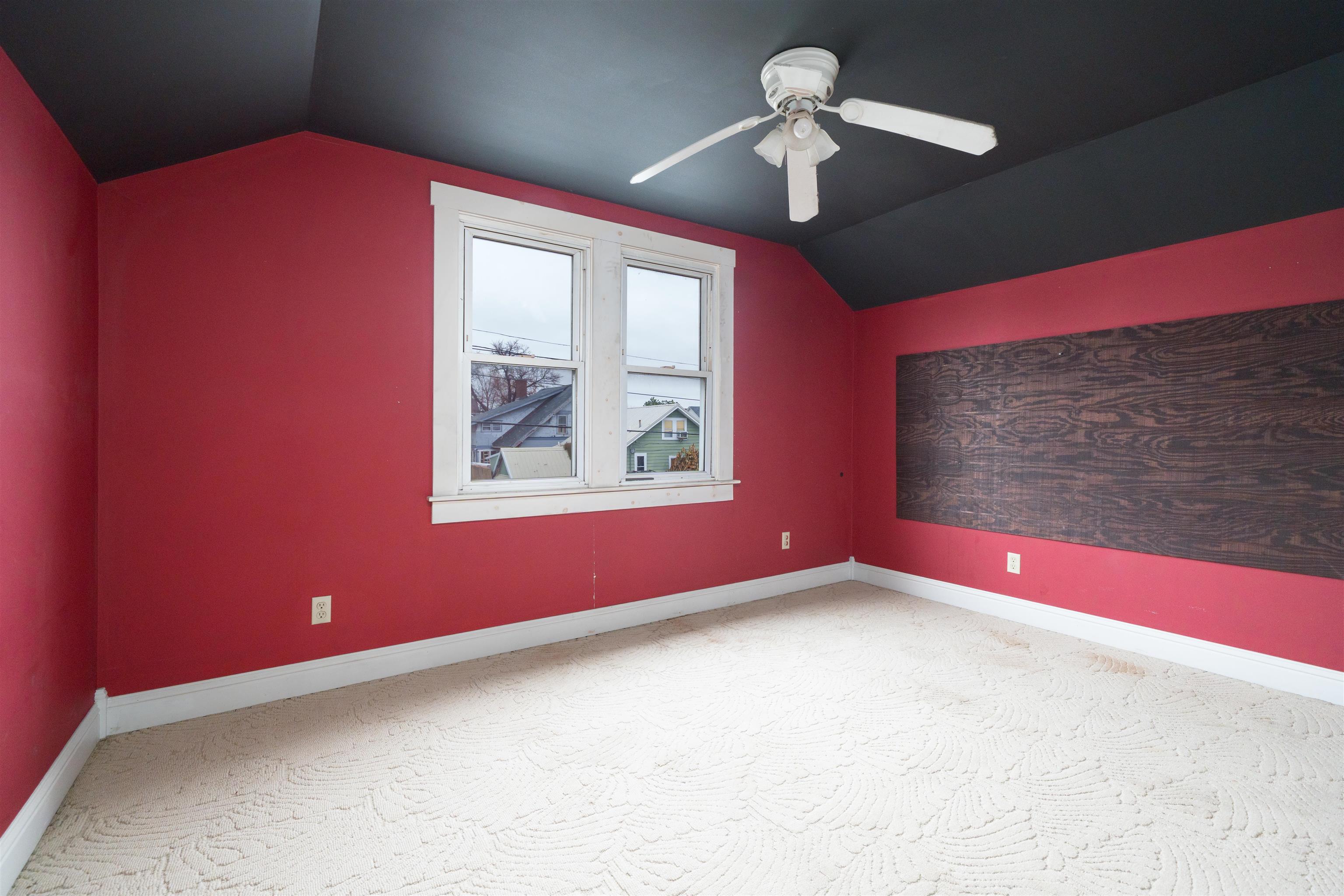 116 Parrish Ave, Owensboro, Kentucky 42303, 3 Bedrooms Bedrooms, ,2 BathroomsBathrooms,Single Family Residence,For Sale,Parrish Ave,93617