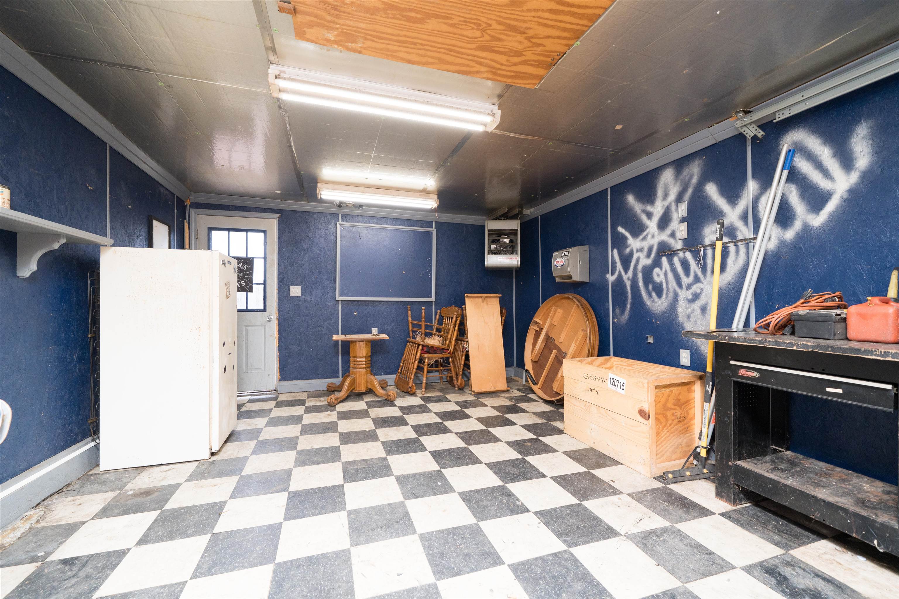 116 Parrish Ave, Owensboro, Kentucky 42303, 3 Bedrooms Bedrooms, ,2 BathroomsBathrooms,Single Family Residence,For Sale,Parrish Ave,93617