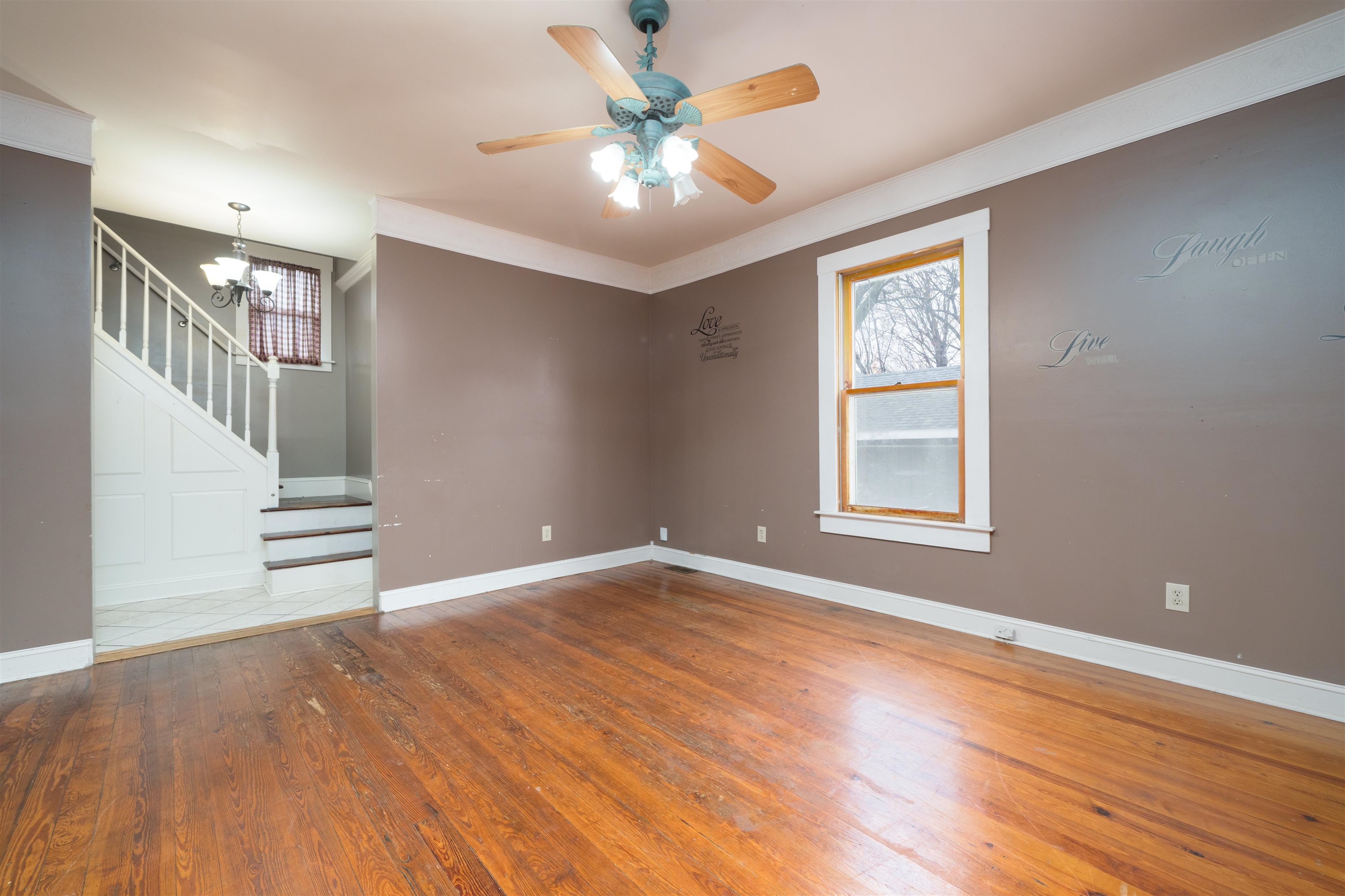 116 Parrish Ave, Owensboro, Kentucky 42303, 3 Bedrooms Bedrooms, ,2 BathroomsBathrooms,Single Family Residence,For Sale,Parrish Ave,93617