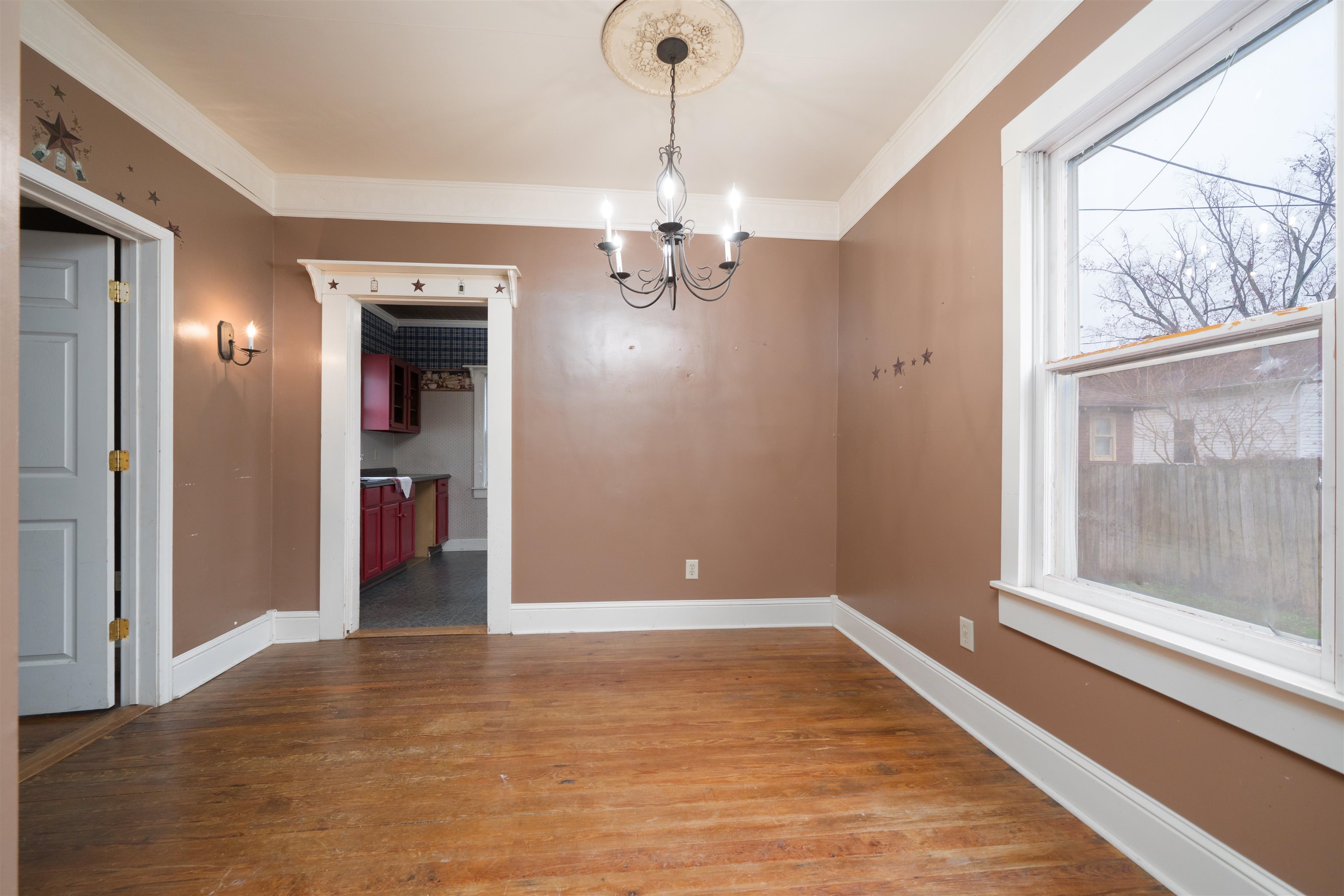 116 Parrish Ave, Owensboro, Kentucky 42303, 3 Bedrooms Bedrooms, ,2 BathroomsBathrooms,Single Family Residence,For Sale,Parrish Ave,93617